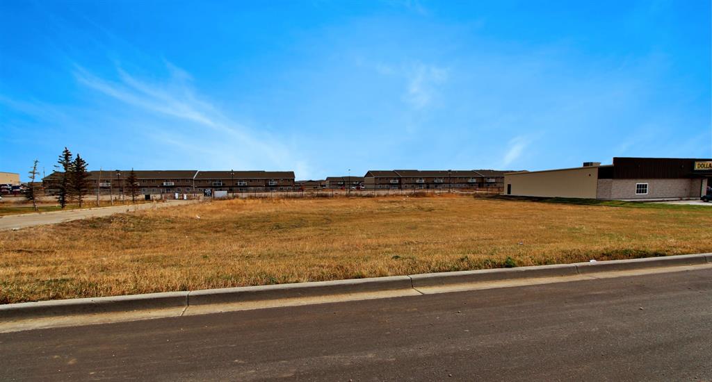 3630 N Broadway, Minot, ND 58703