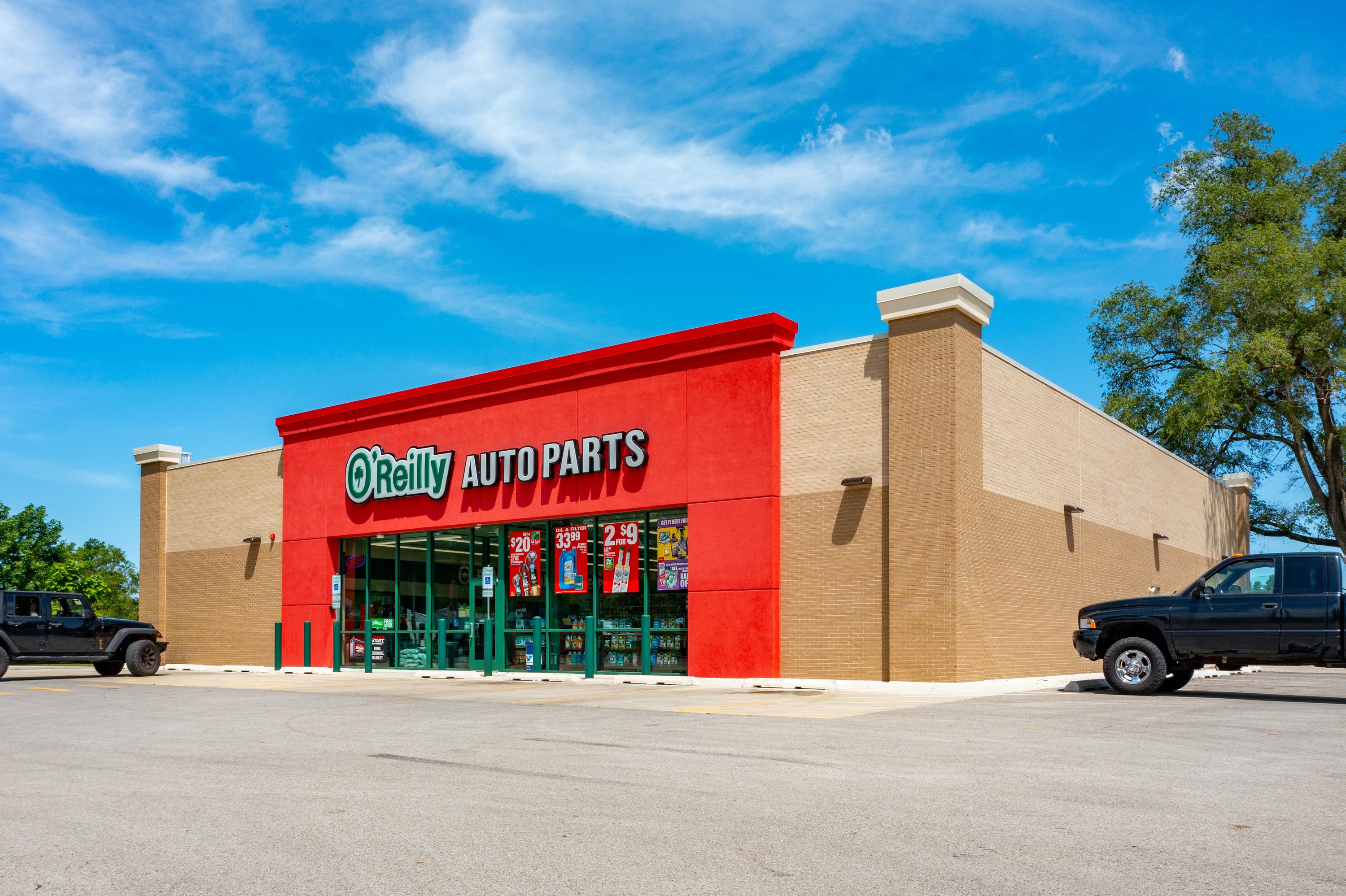 860 E Division St, Coal City, IL 60416