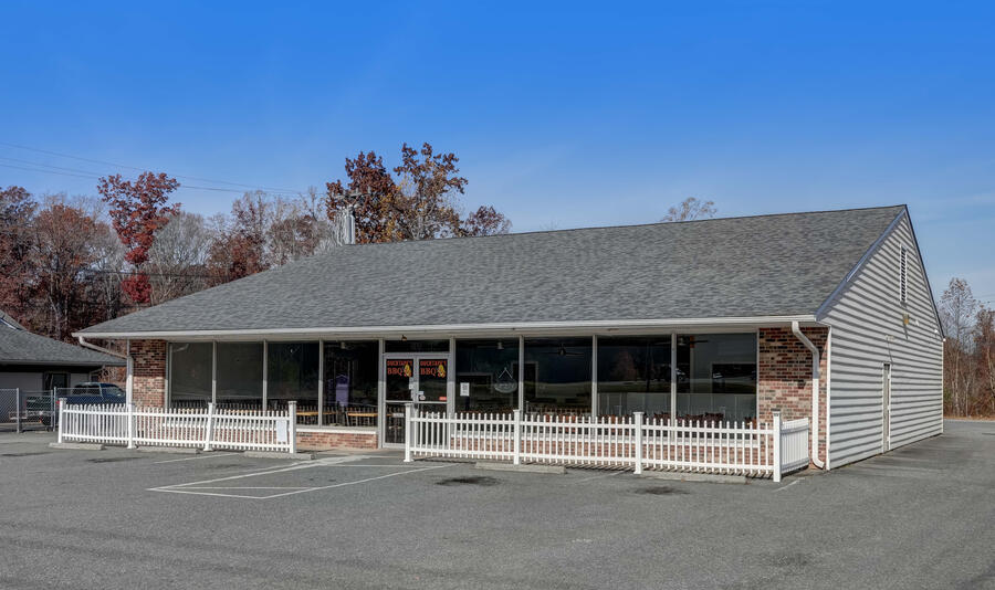 247 W Kings Hwy, Eden, NC 27288