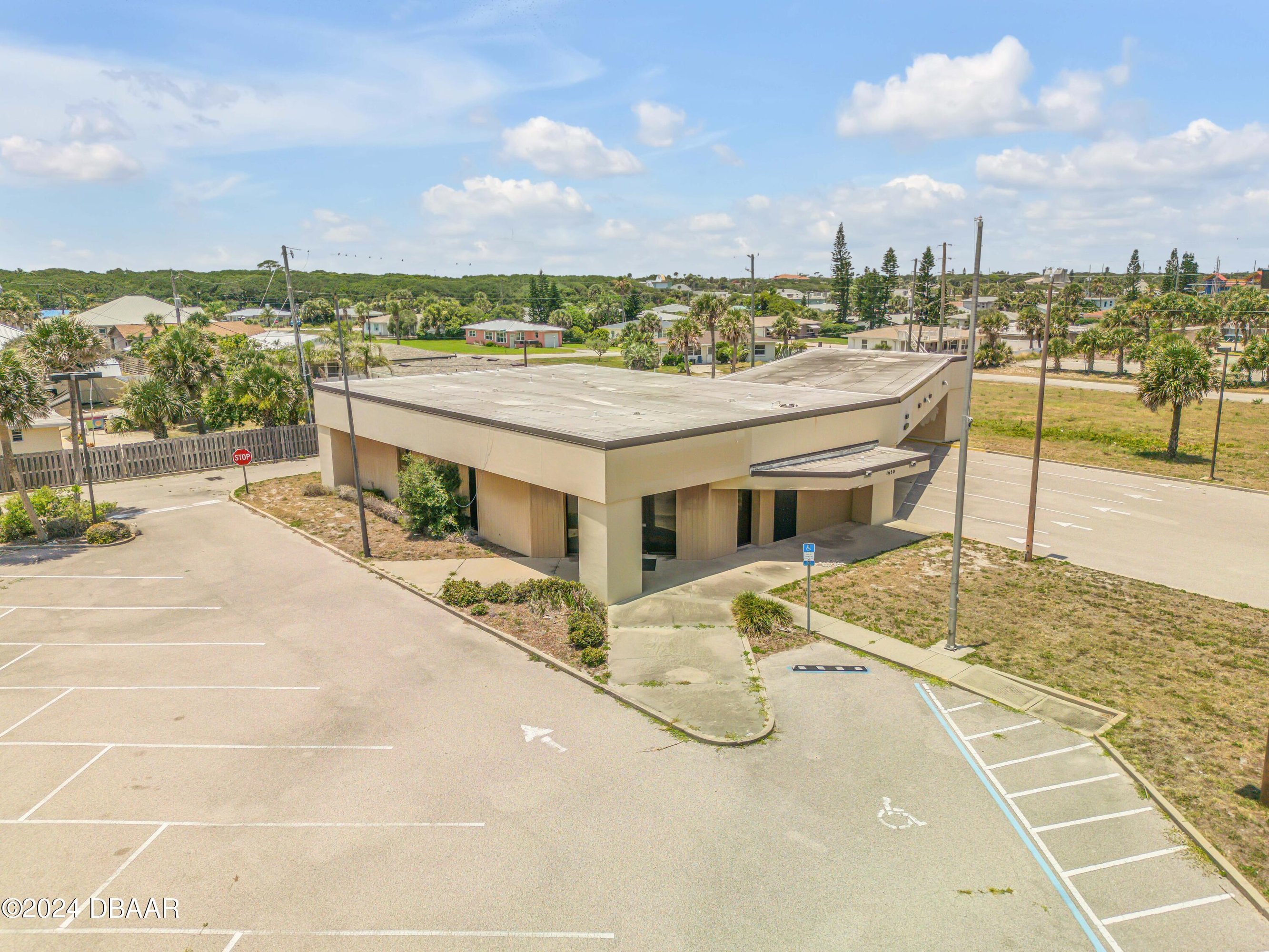 1650 S Atlantic Ave, New Smyrna Beach, FL 32169