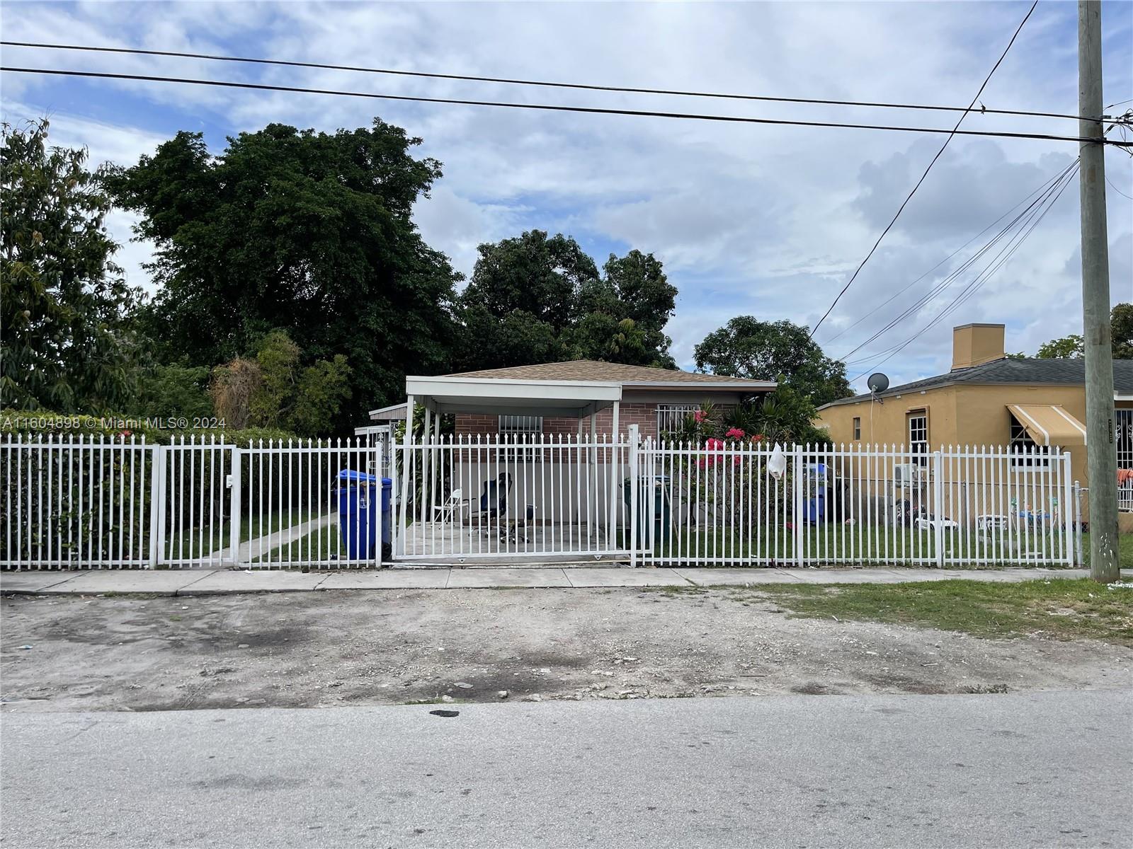1320 NW 44Th St, Miami, FL 33142