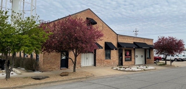 514 N Santa Fe Ave, Salina, KS 67401
