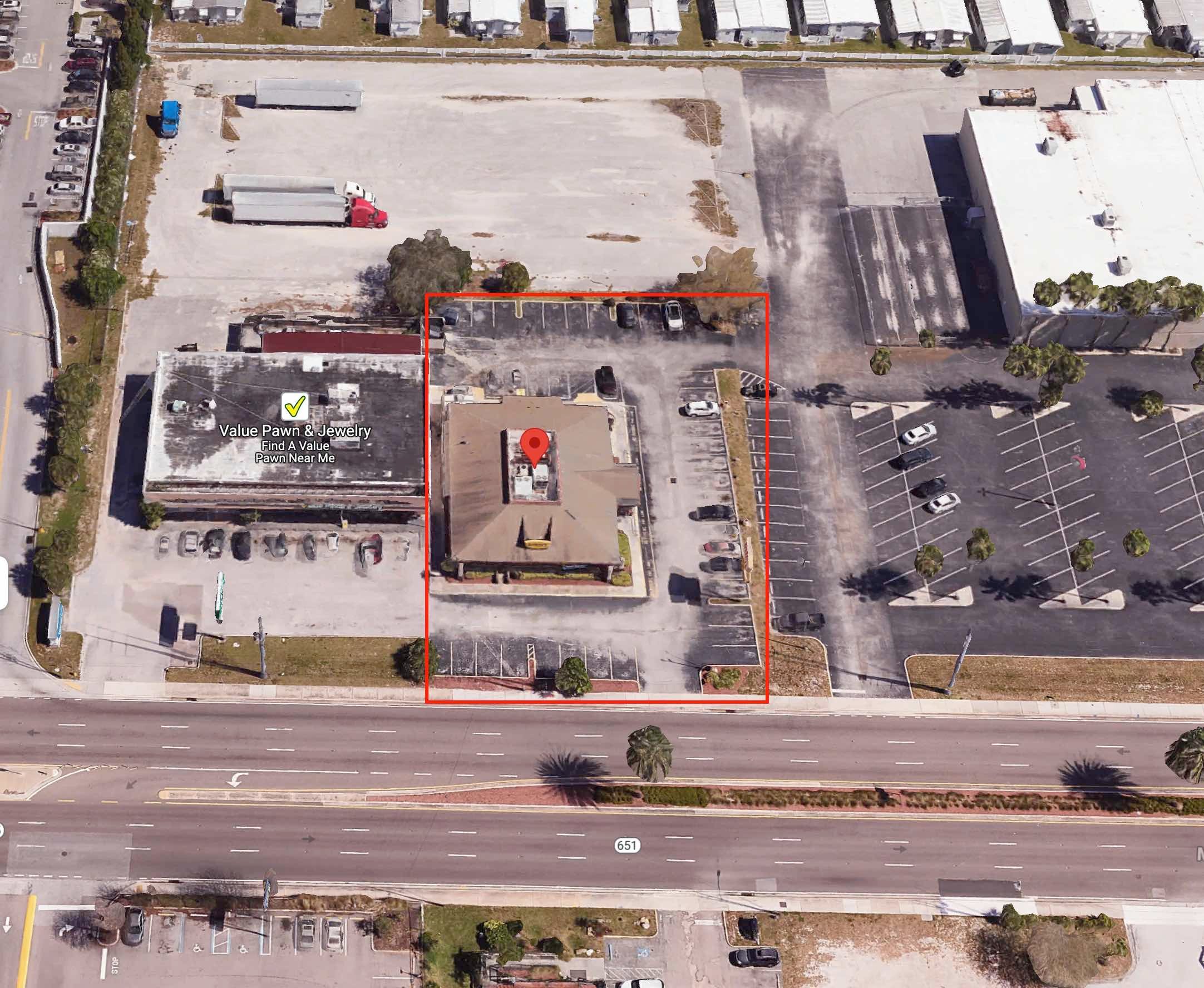 940 Missouri Ave N, Largo, FL 33770