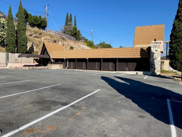 7170 University Ave, La Mesa, CA 91942