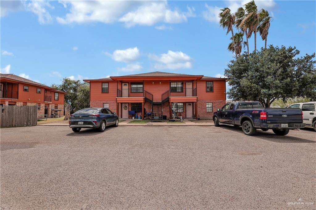 2215 E Main Ave, Alton, TX 78573