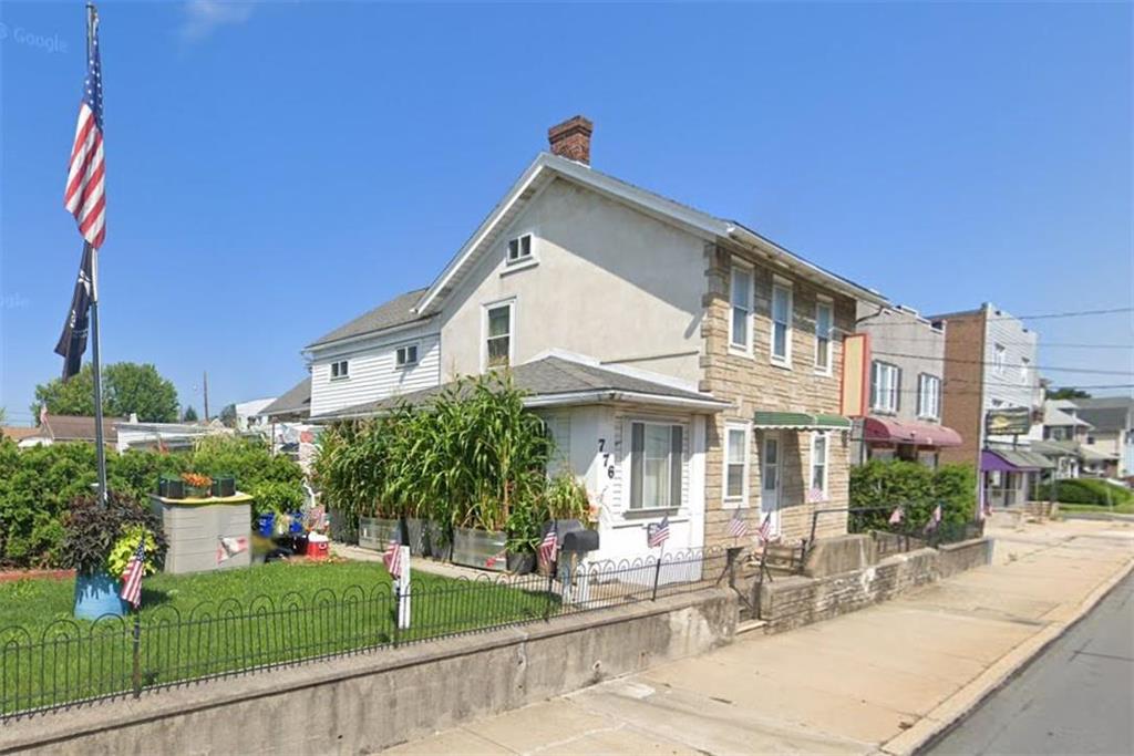 776 3Rd St, Whitehall, PA 18052