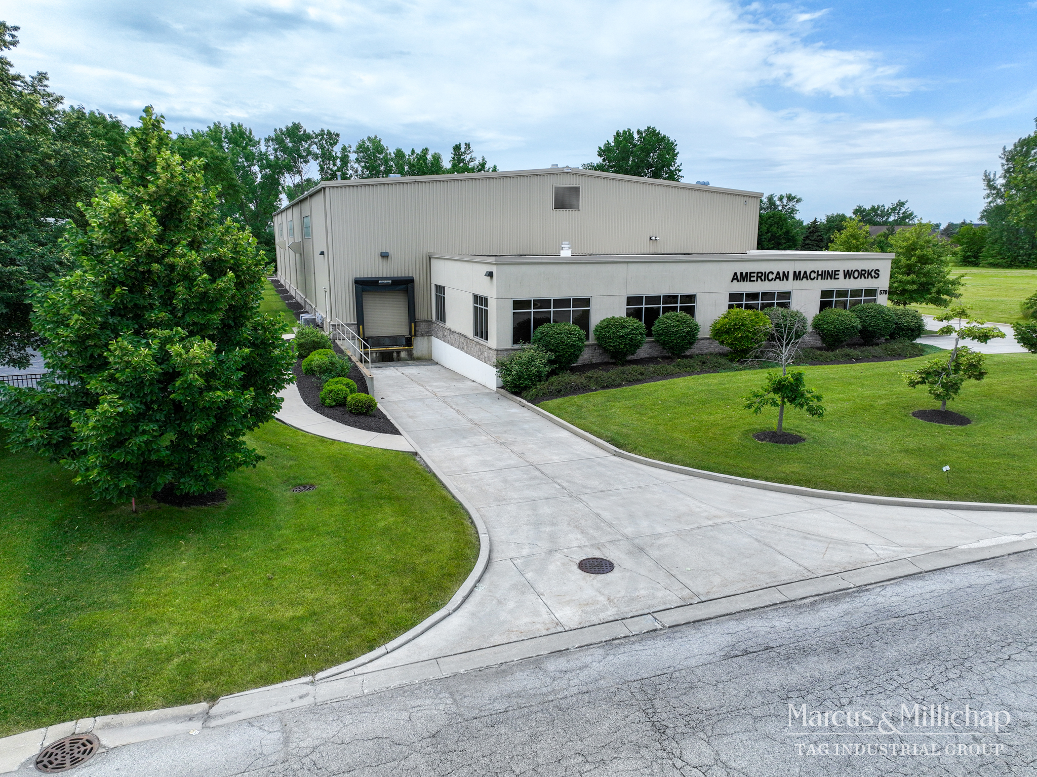 570 Progress Ave, Munster, IN 46321
