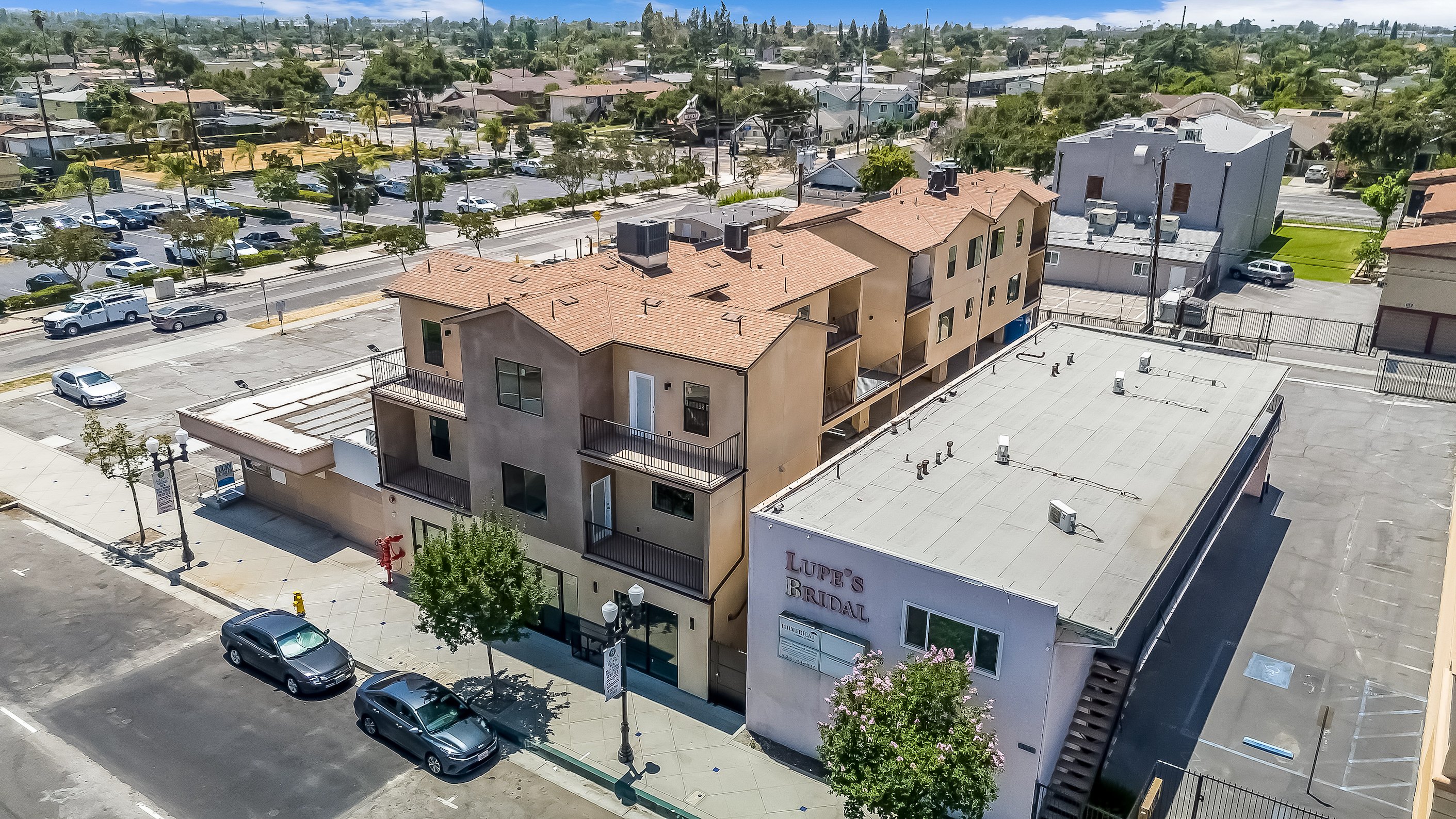 511 N Azusa Ave, Azusa, CA 91702