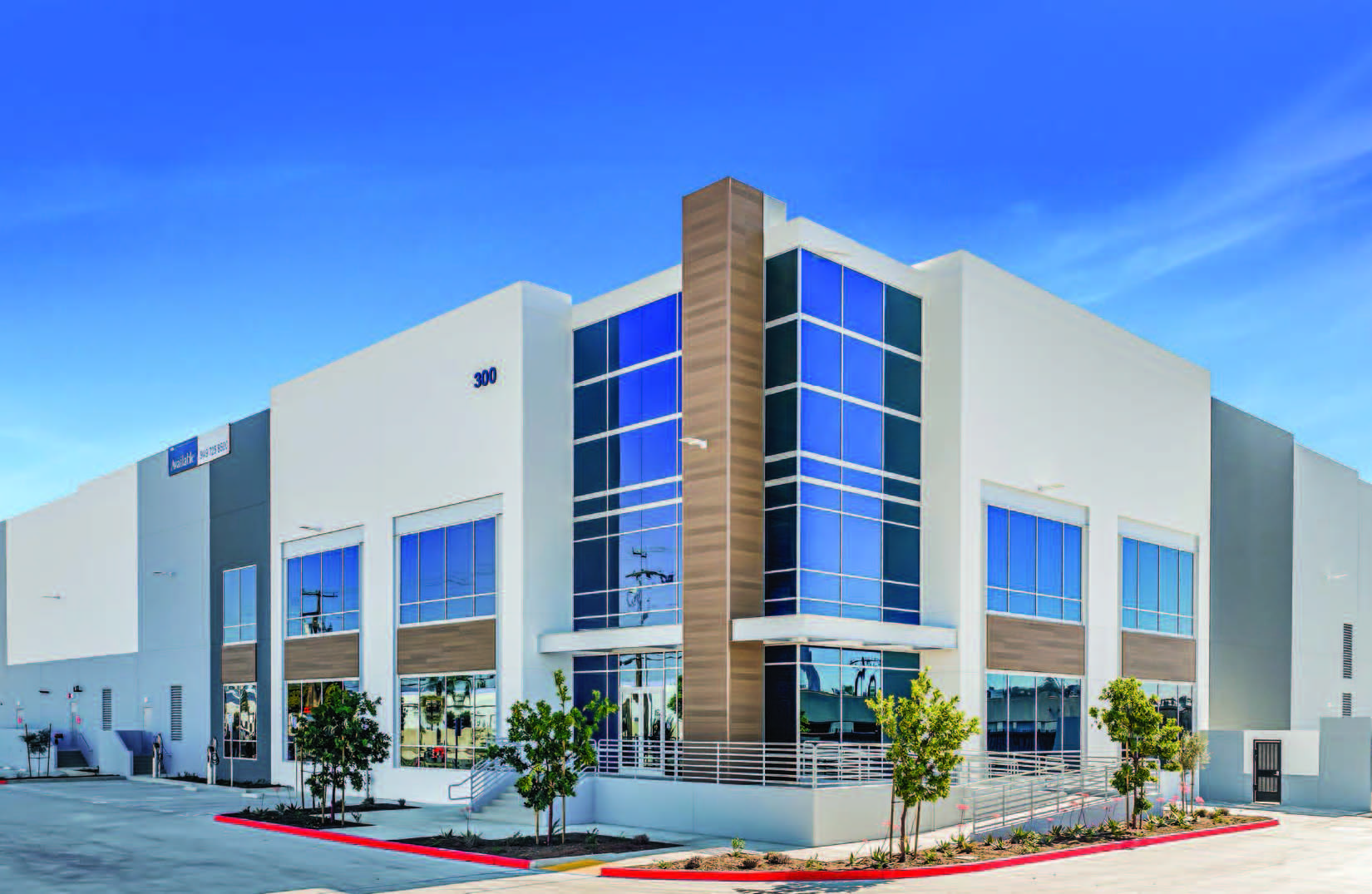 300 E Dyer Rd, Santa Ana, CA 92707