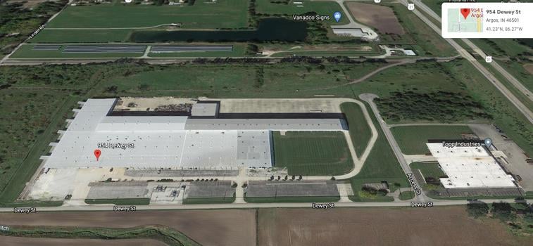 954 Dewey St, Argos, IN 46501