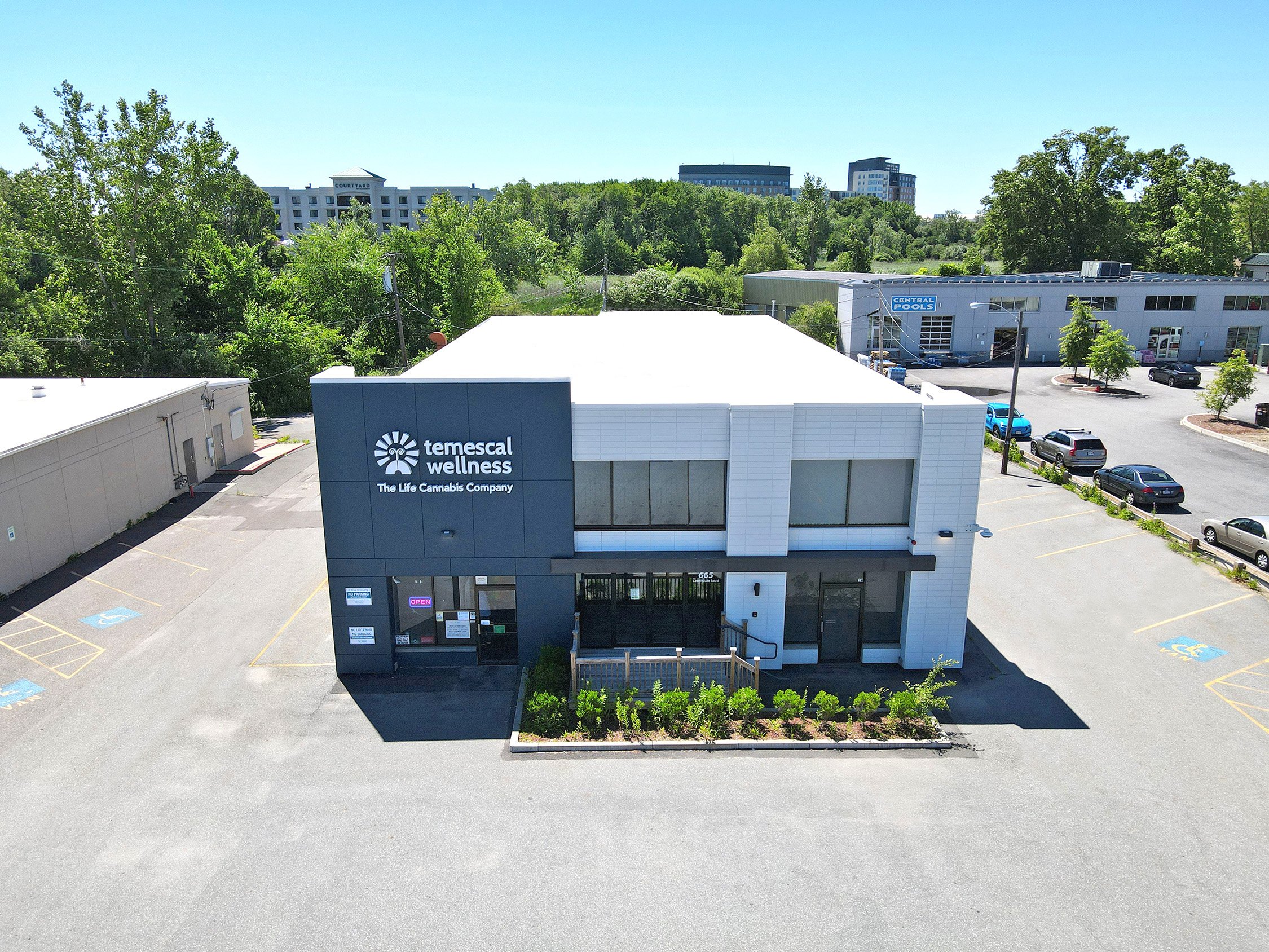 665 Cochituate Rd, Framingham, MA 01701