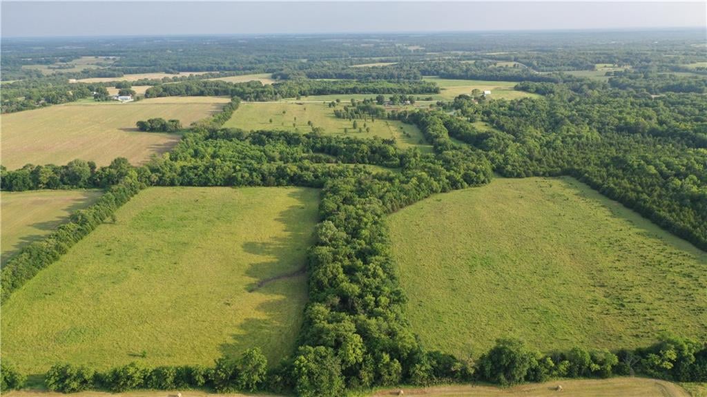 32700 W 399Th St, Osawatomie, KS 66064