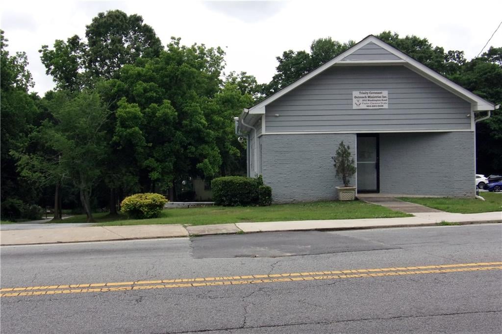 1852 Washington Rd, East Point, GA 30344
