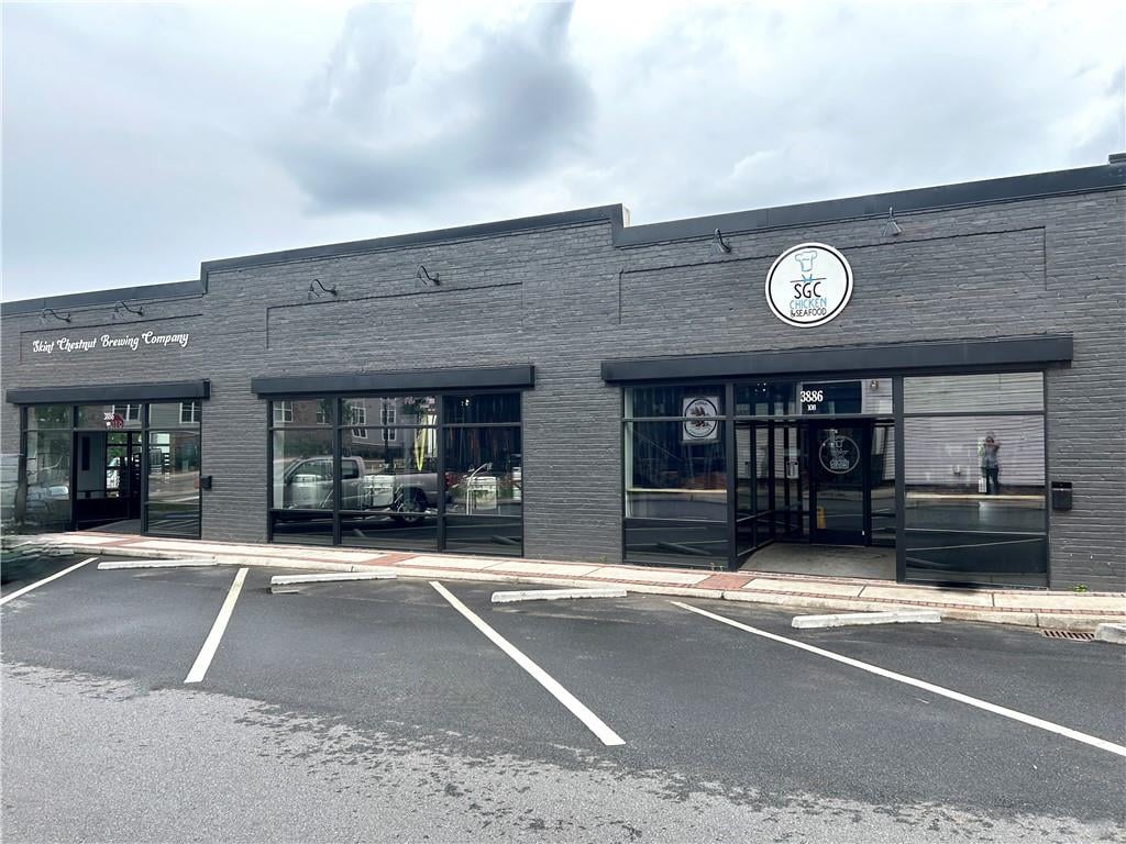 3886 Broad St, Powder Springs, GA 30127