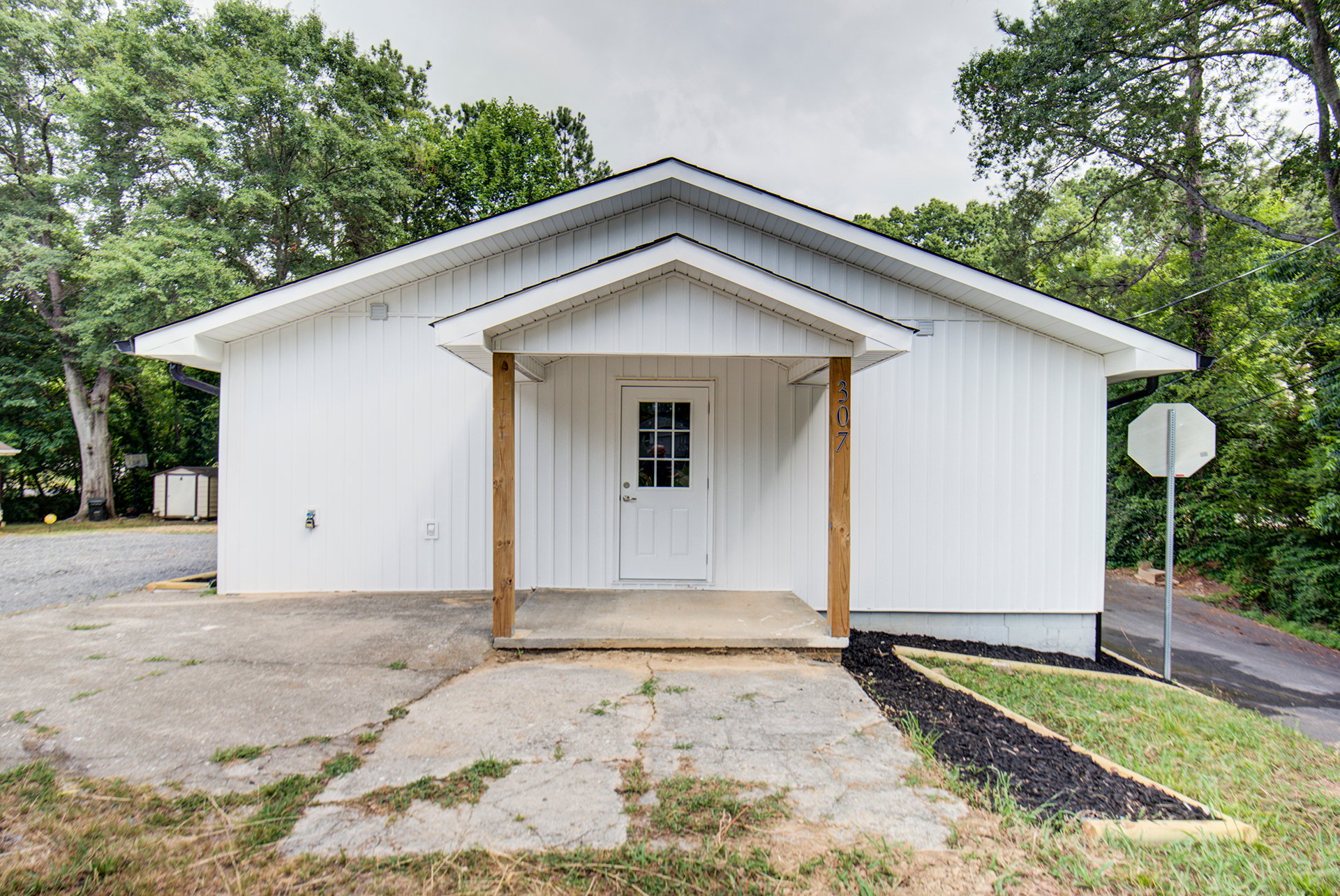 307 Bogle St, Dalton, GA 30721