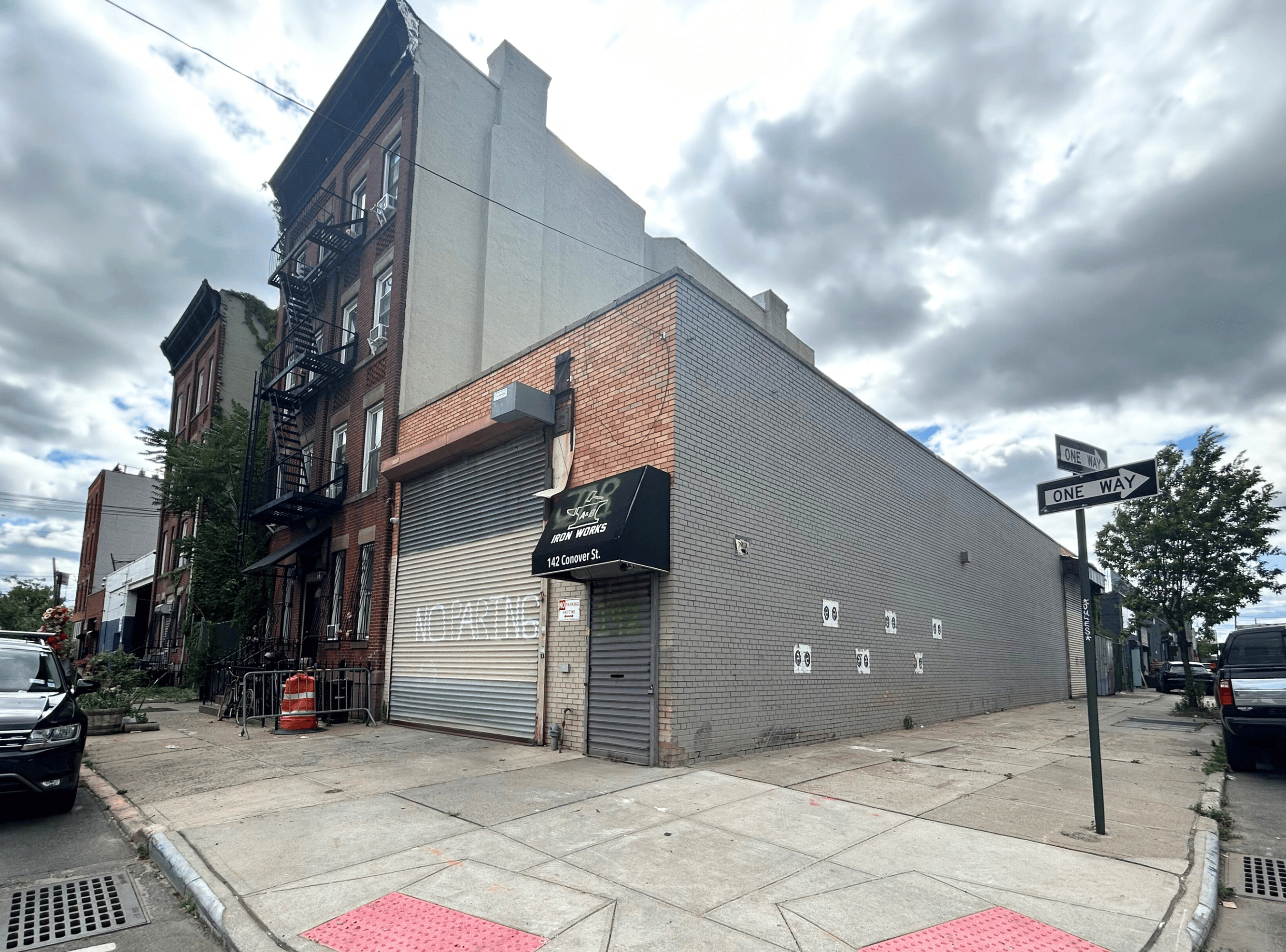 142 Conover St, Brooklyn, NY 11231