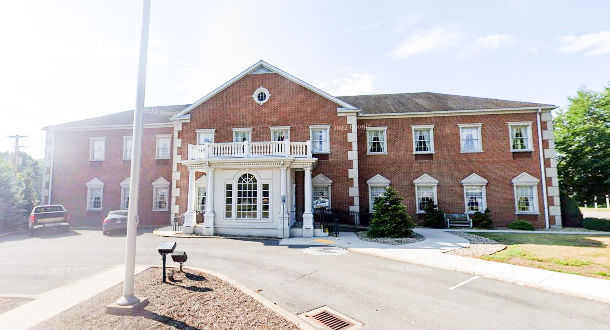 150 N Market Sq, Millersburg, PA 17061