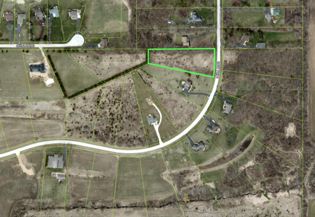 8809 S Hill Rd, Marengo, IL 60152