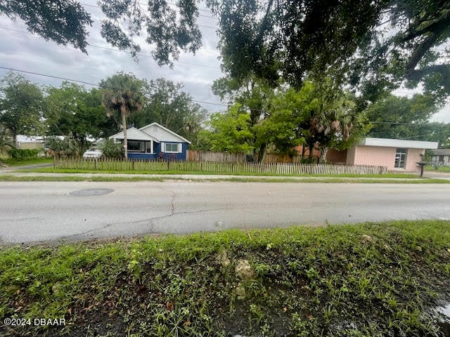 116 Center St, Daytona Beach, FL 32117