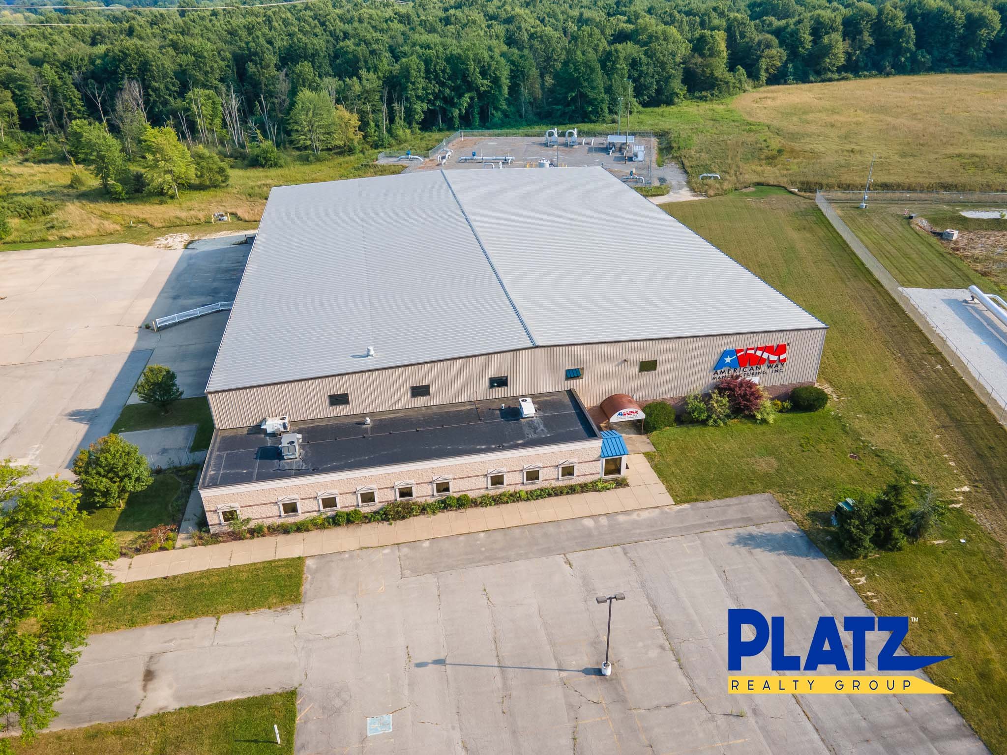 1871 Henn Pkwy, Lordstown, OH 44481