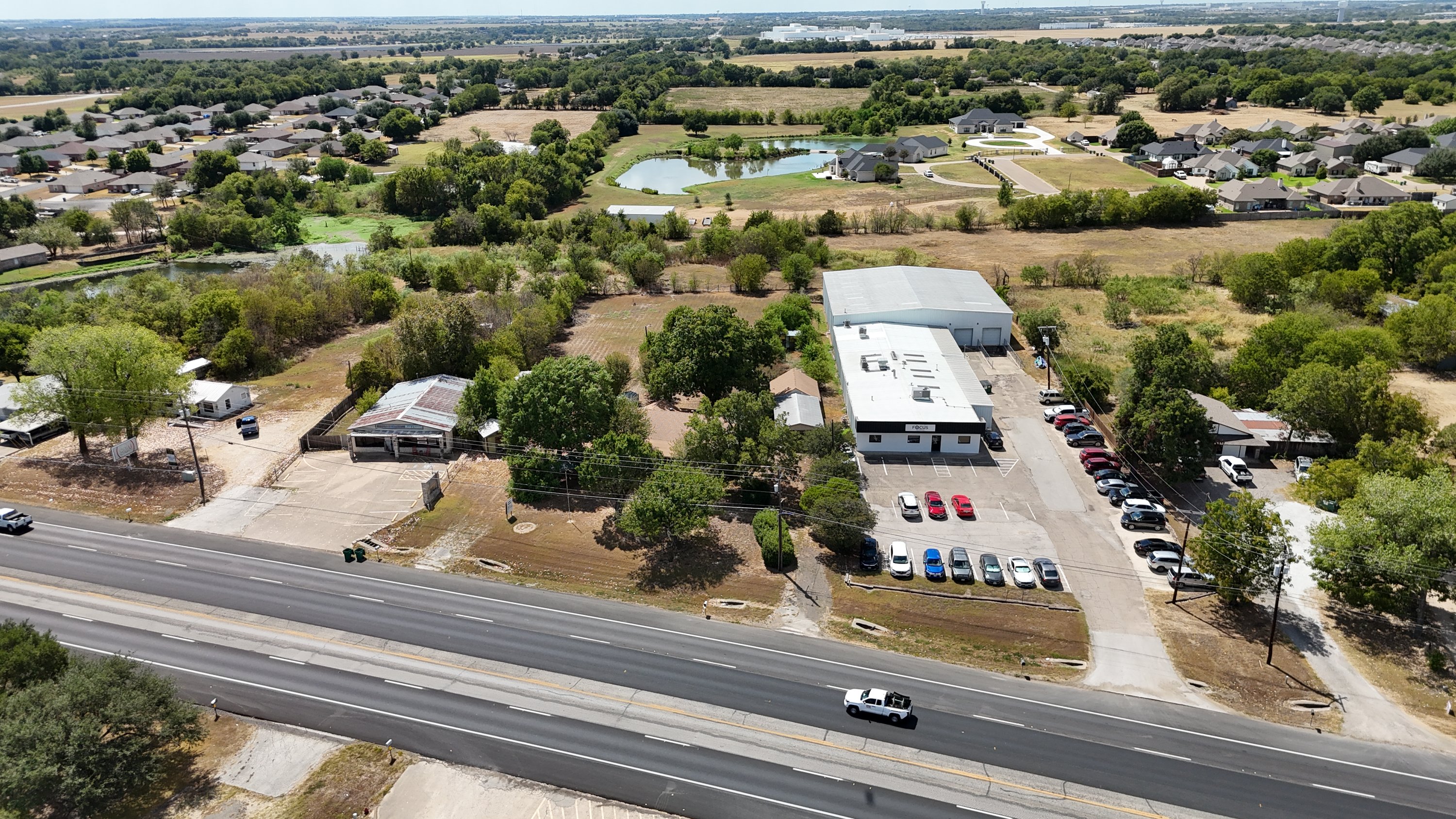 618 Robinson Dr, Robinson, TX 76706