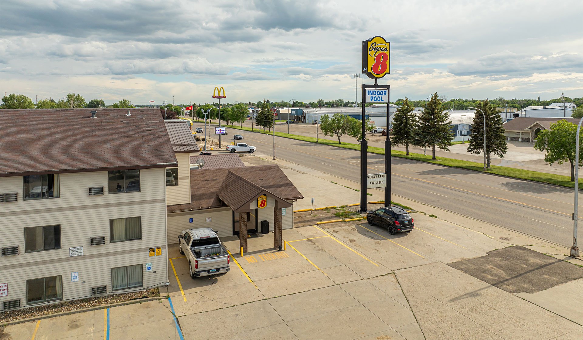 2324 2Nd Ave W, Williston, ND 58801