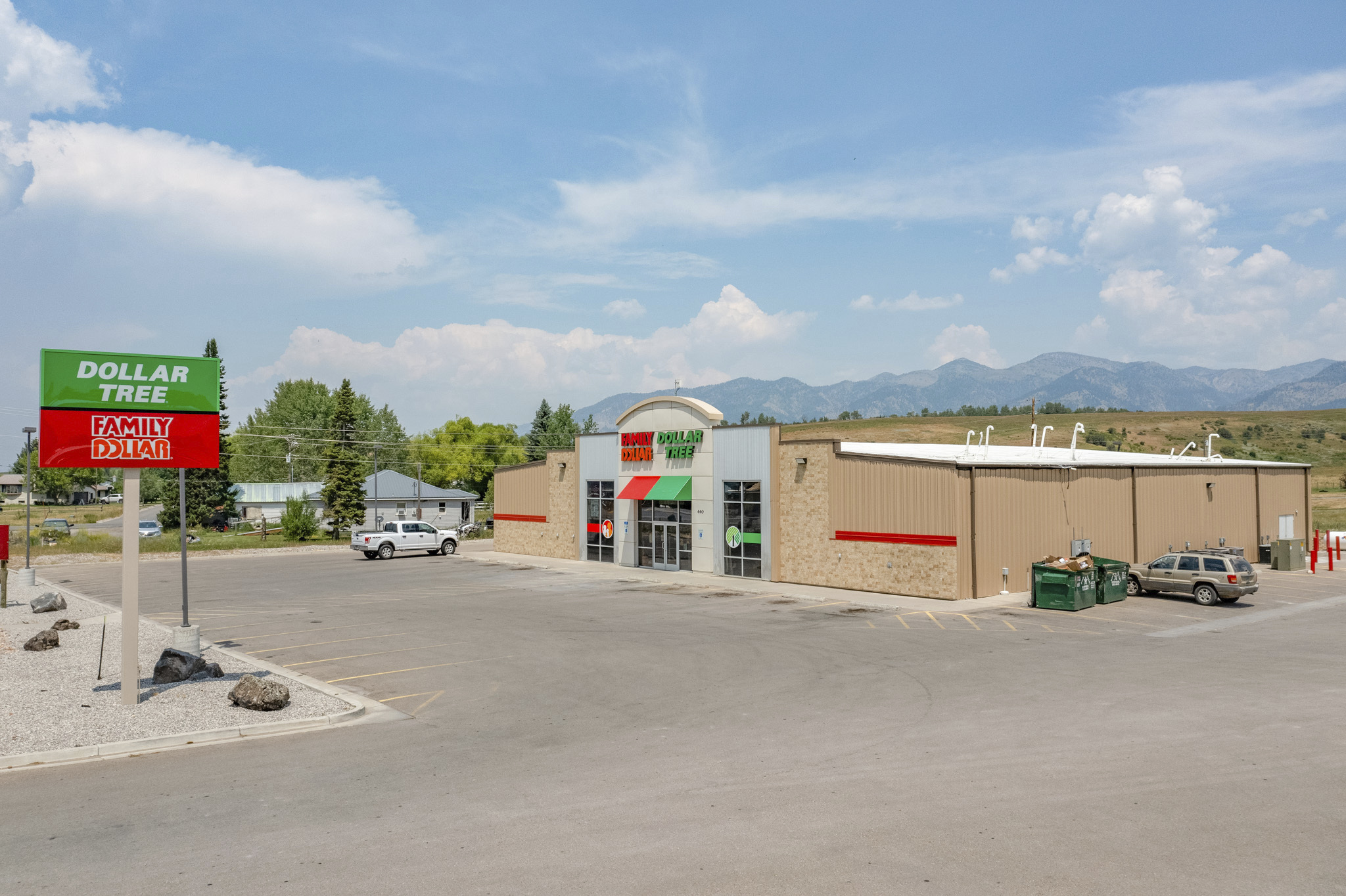 440 N Main St, Thayne, WY 83127
