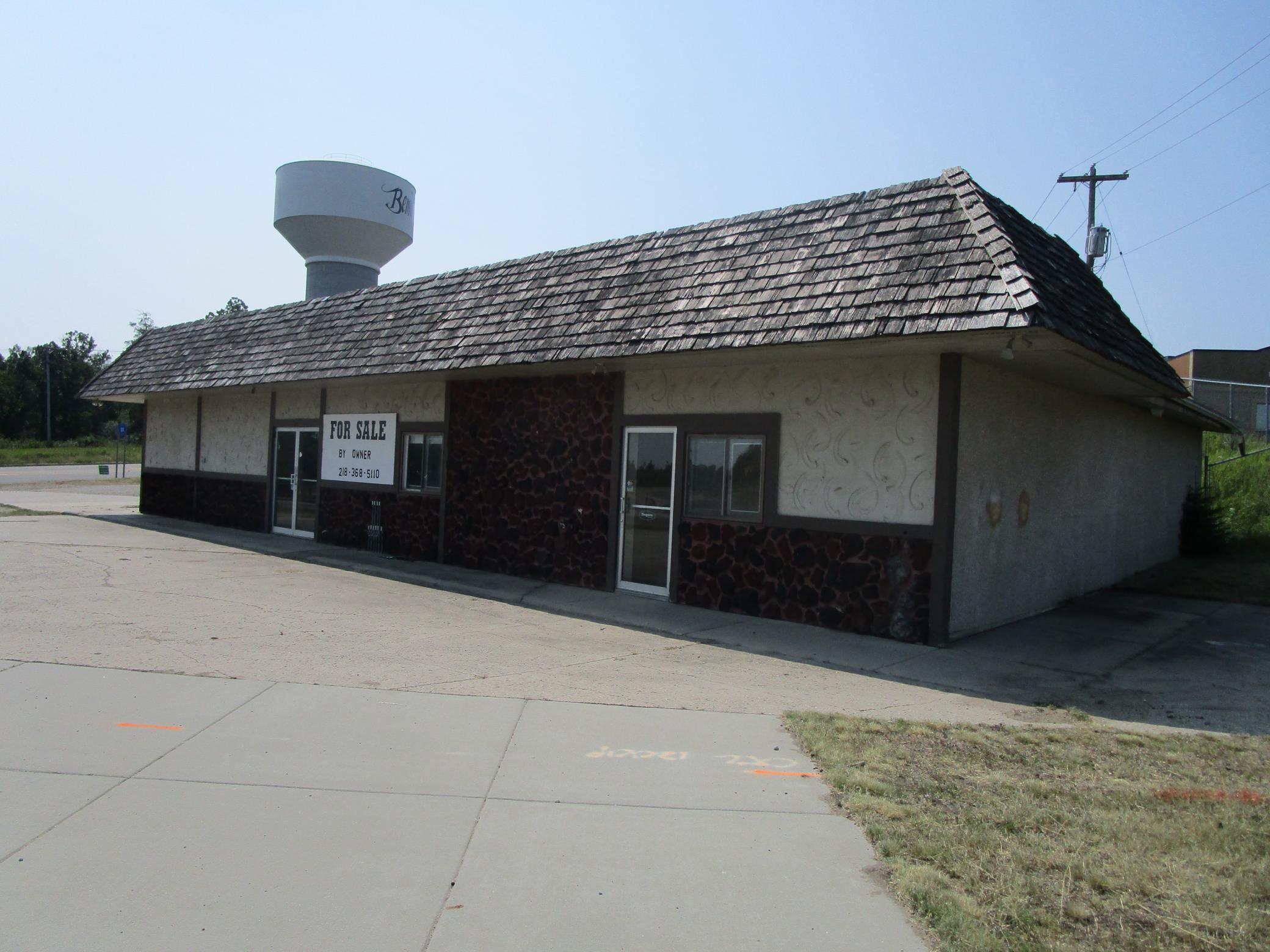 1808 Division St W, Bemidji, MN 56601