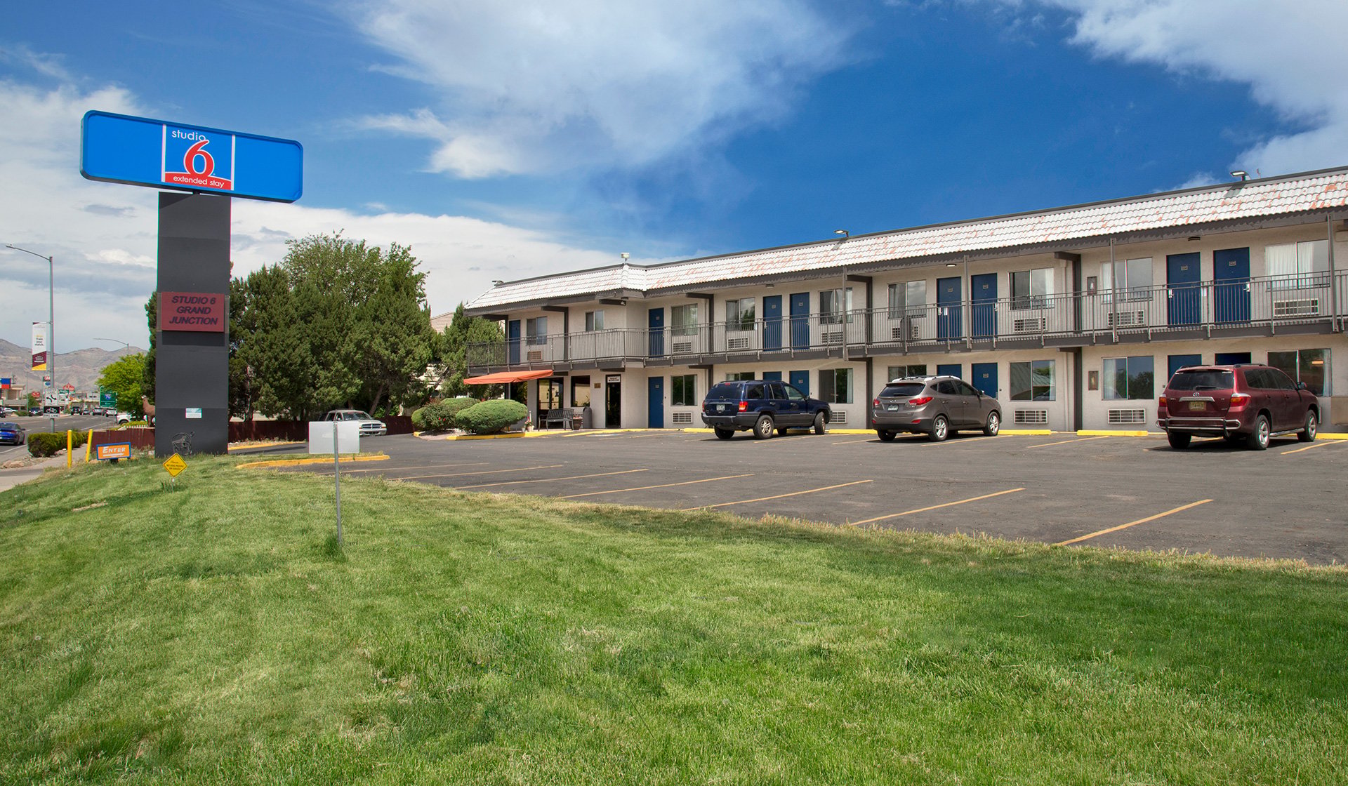 704 Horizon Dr, Grand Junction, CO 81506