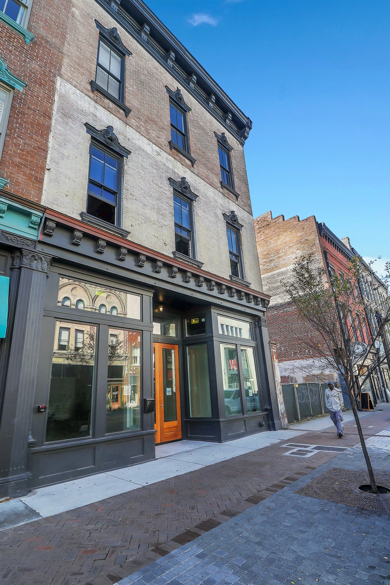 207 West Broughton St, Savannah, GA 31401