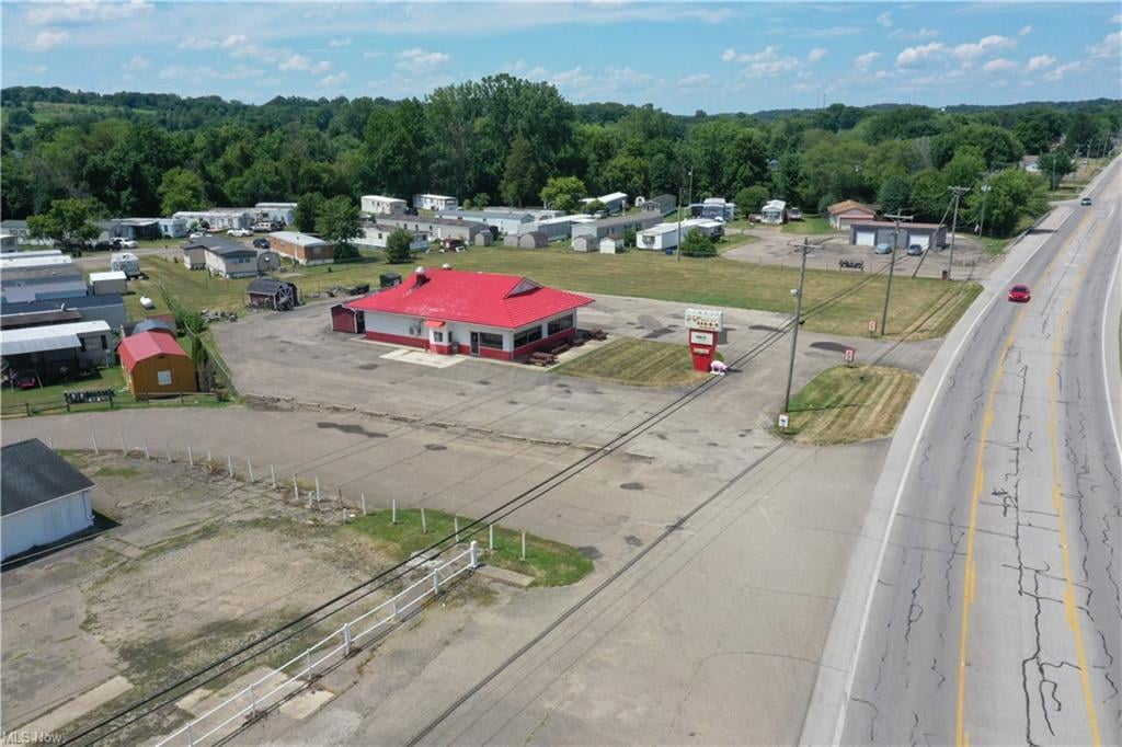 5945 Frazeysburg Rd, Nashport, OH 43830