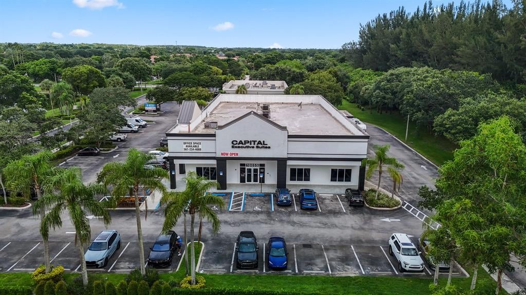 10055 Yamato Rd, Boca Raton, FL 33498