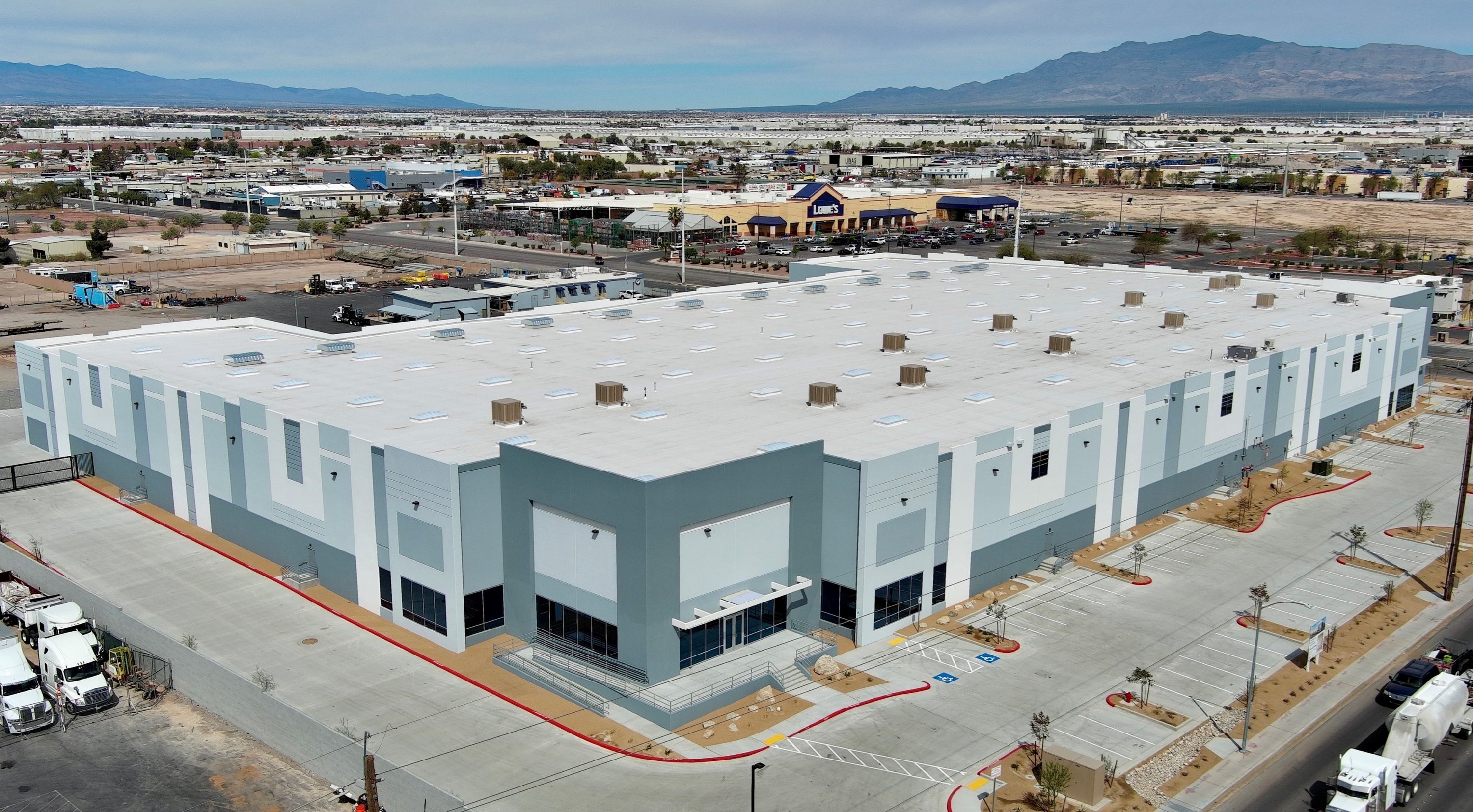 2327 N Nellis Blvd, Las Vegas, NV 89115