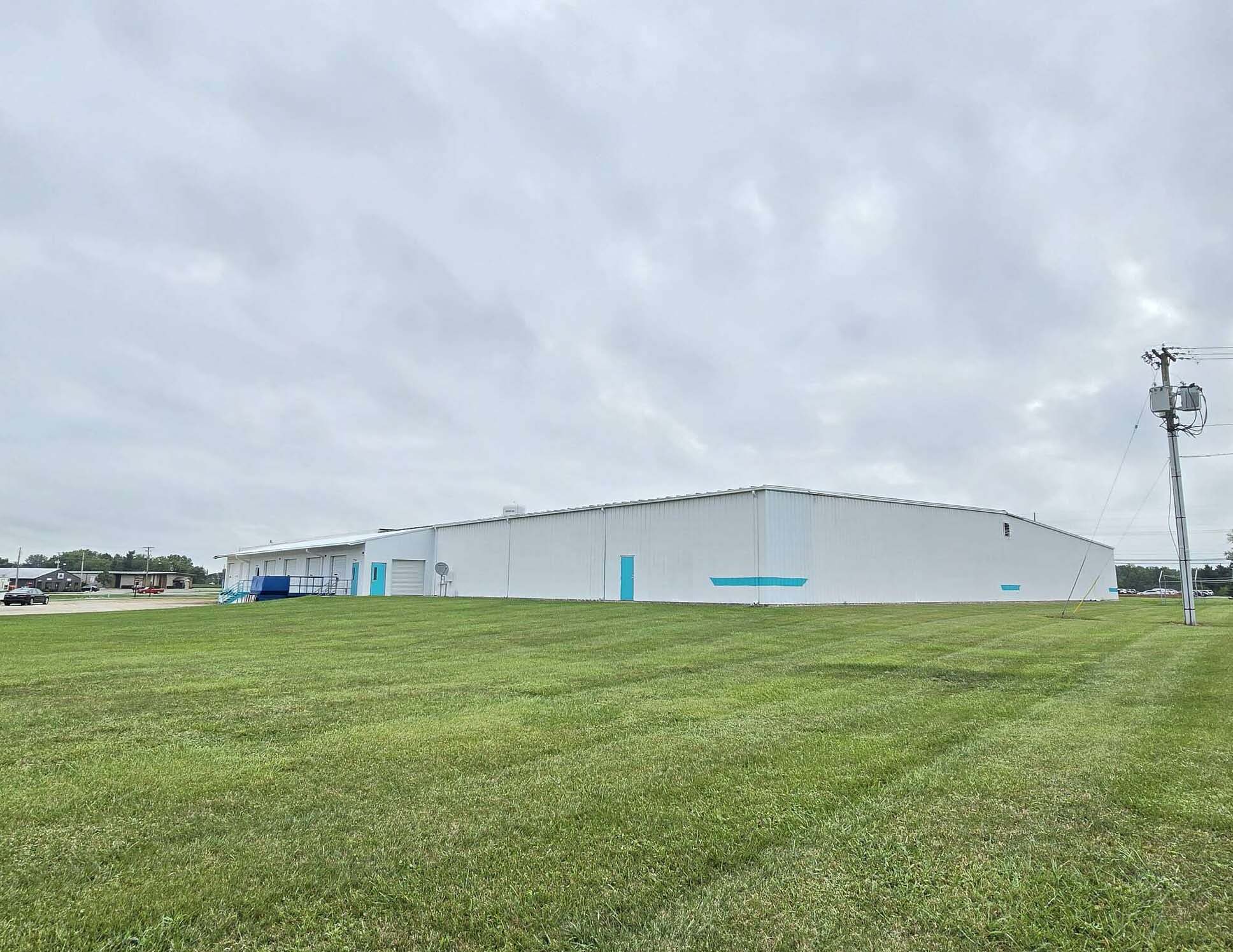 630 High St, Geneva, IN 46740
