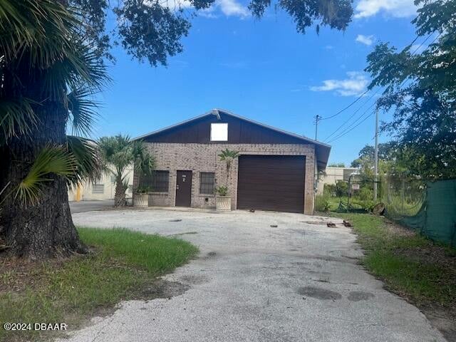 327 Marion St, Daytona Beach, FL 32114