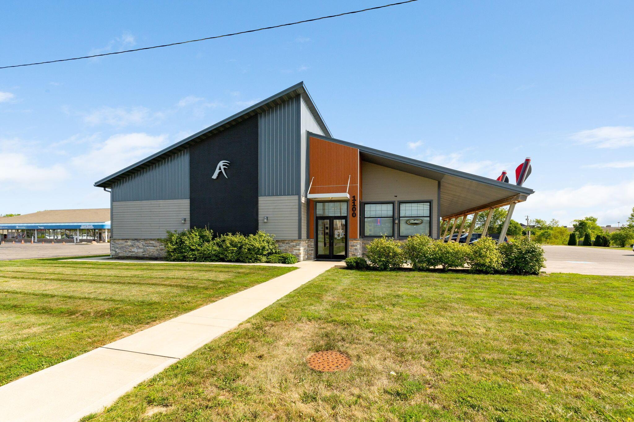 1100 Columbus Ave, Marysville, OH 43040