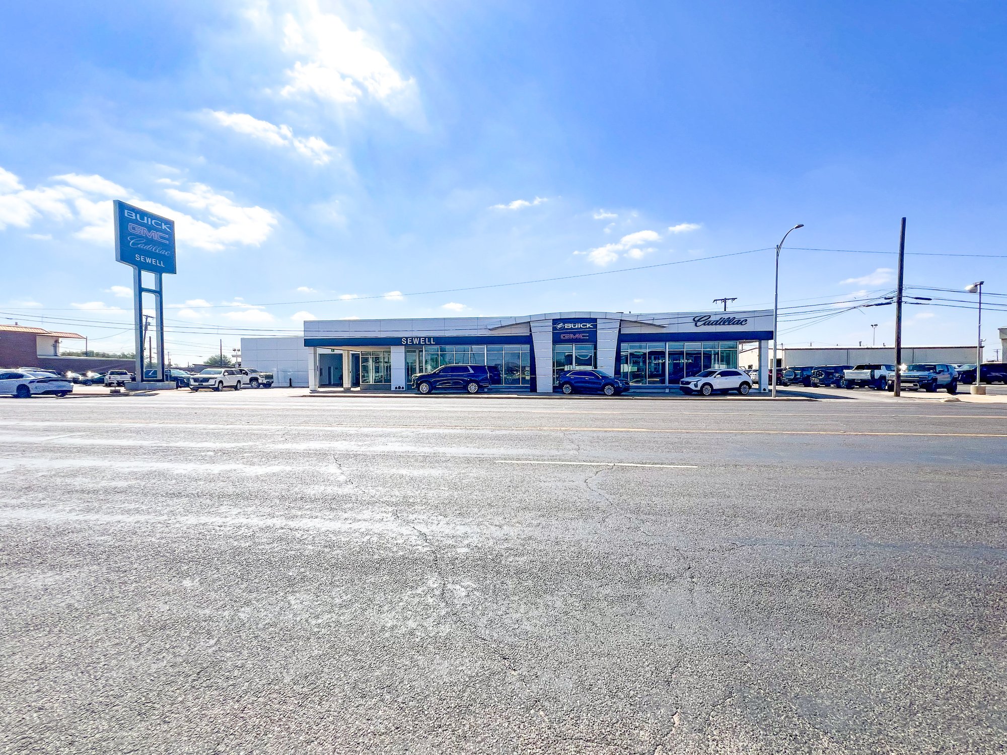 3205 W Wall St, Midland, TX 79701