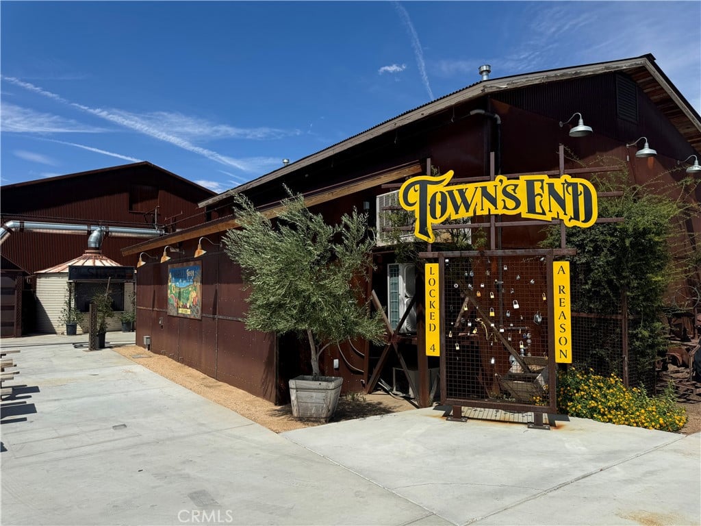 22092 Us Highway 18, Apple Valley, CA 92307