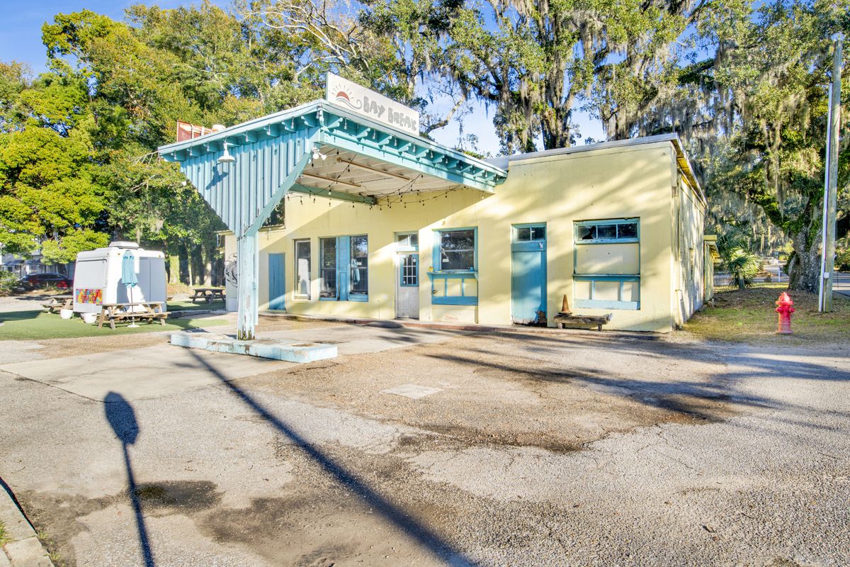 369 S Mobile St, Fairhope, AL 36532