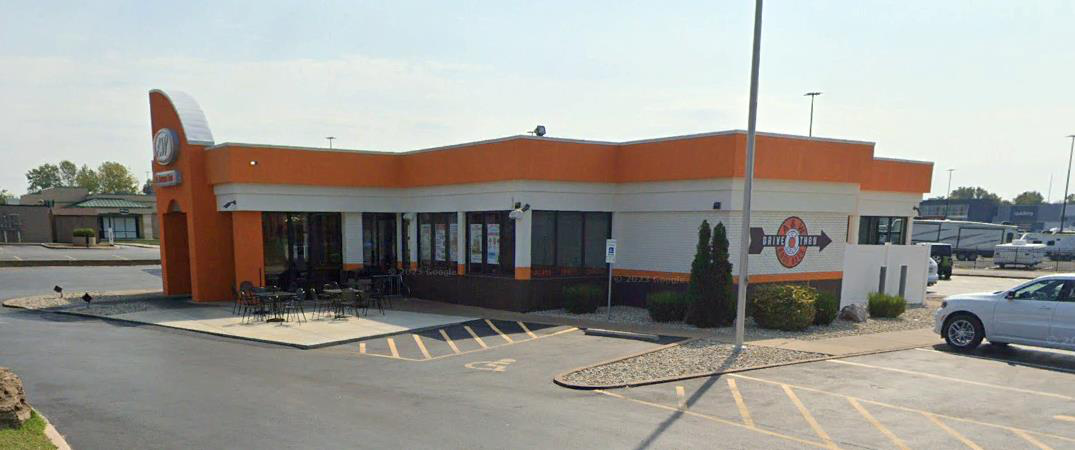 648 Carlyle Ave, Belleville, IL 62221