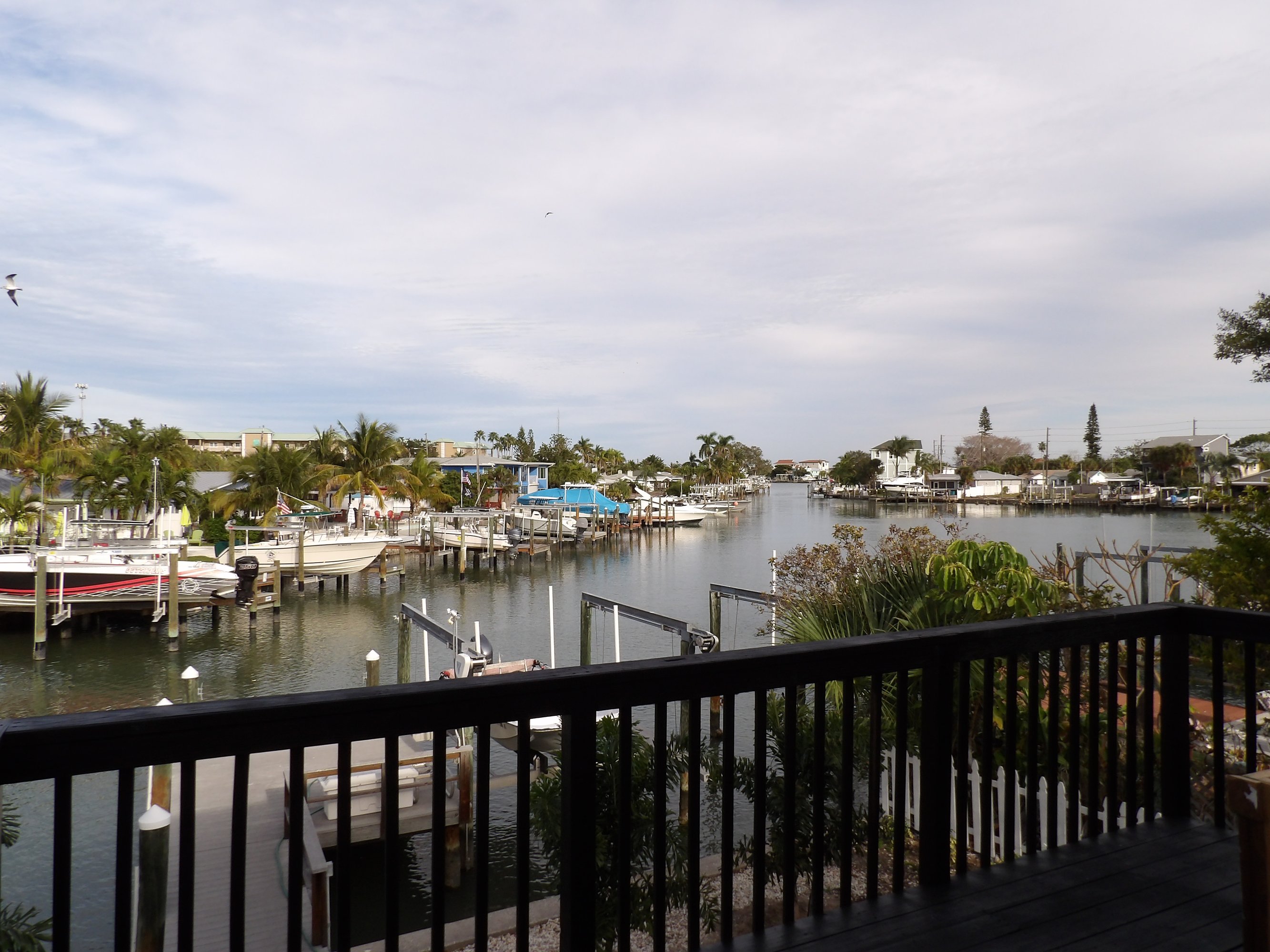 14975 1St St E, Madeira Beach, FL 33708