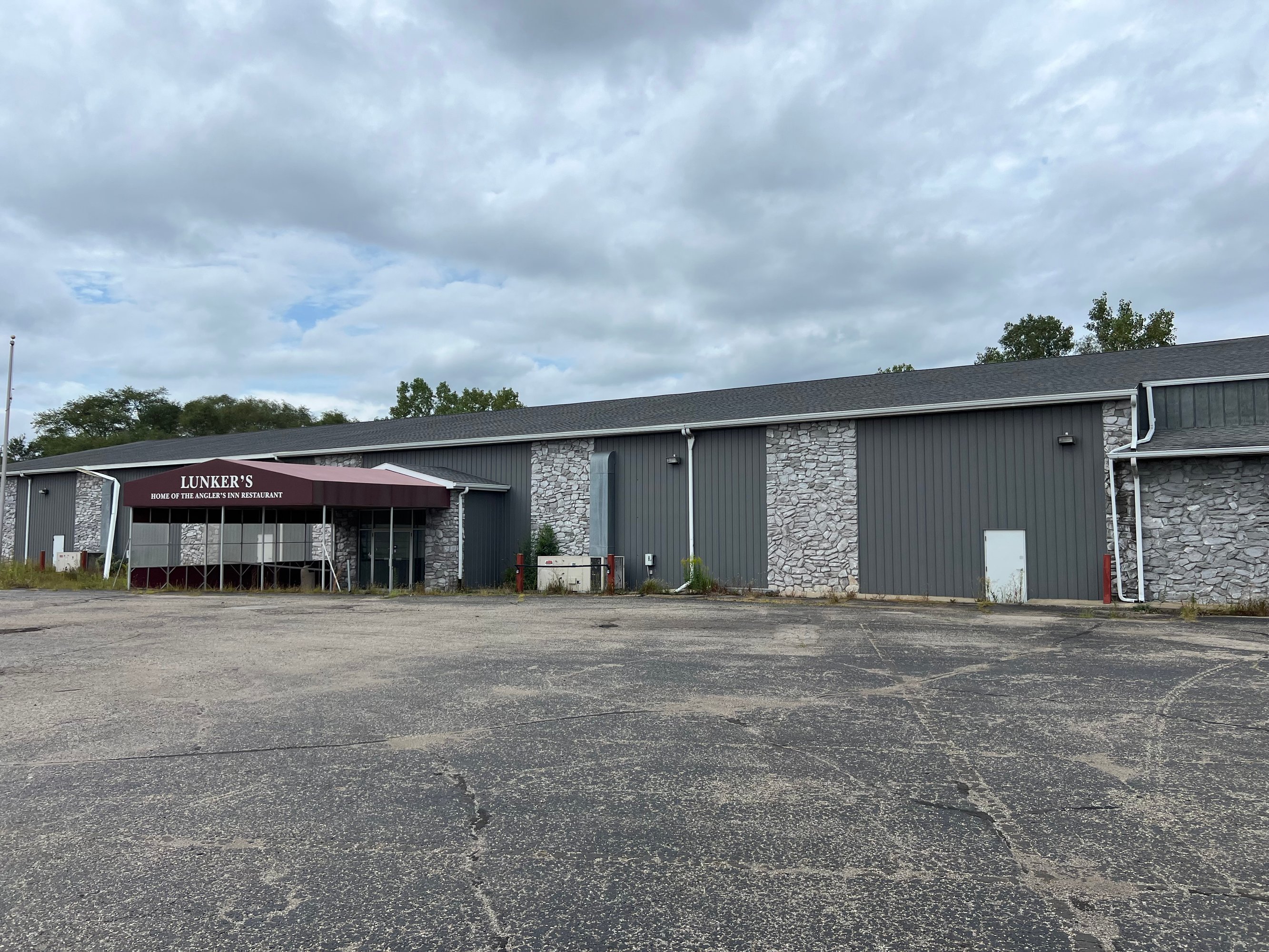 26296 Us Highway 12, Edwardsburg, MI 49112
