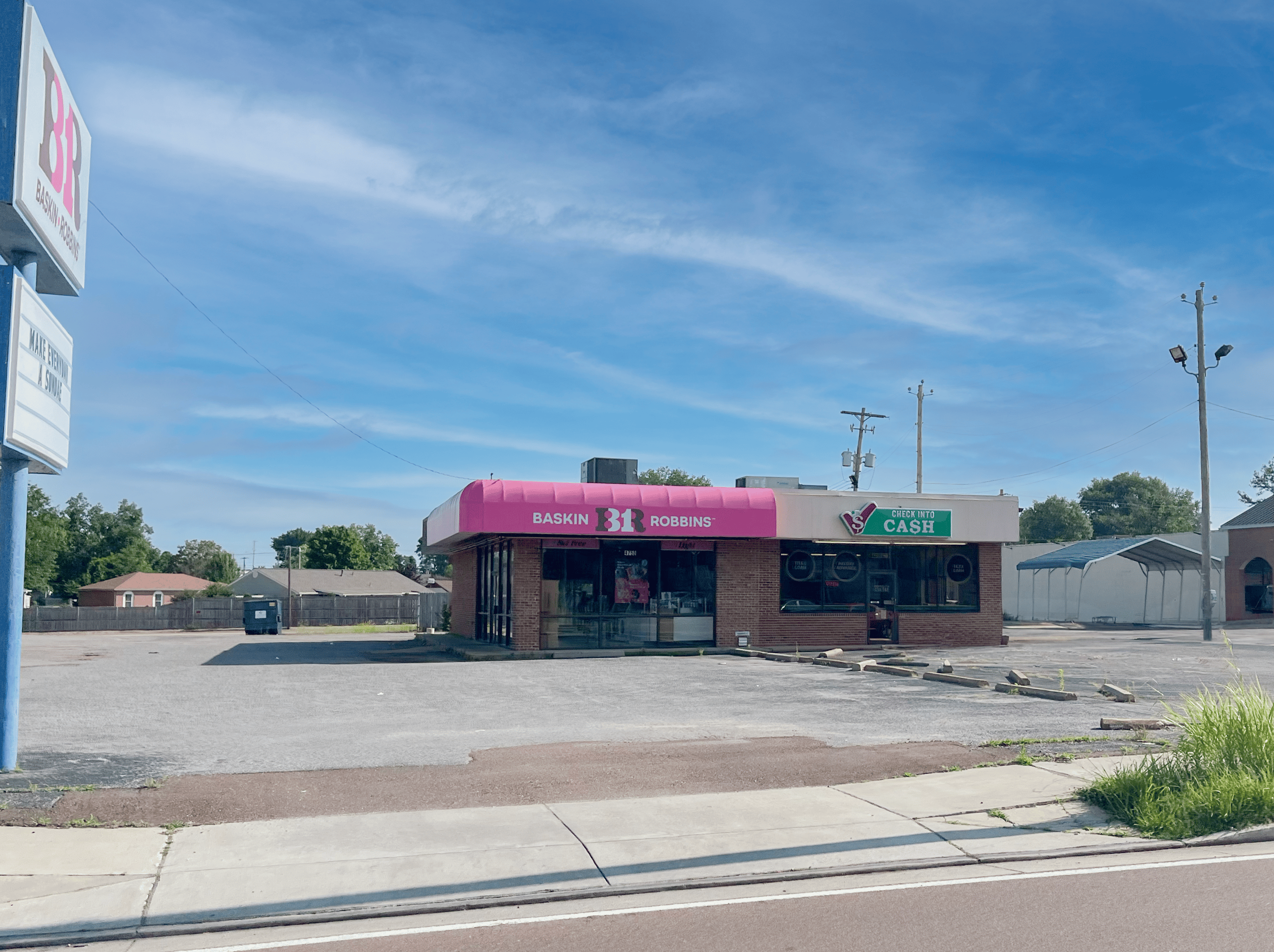 4758 Navy Rd, Millington, TN 38053