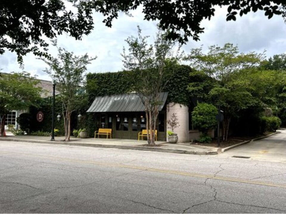 117 Walnut St, Hattiesburg, MS 39401