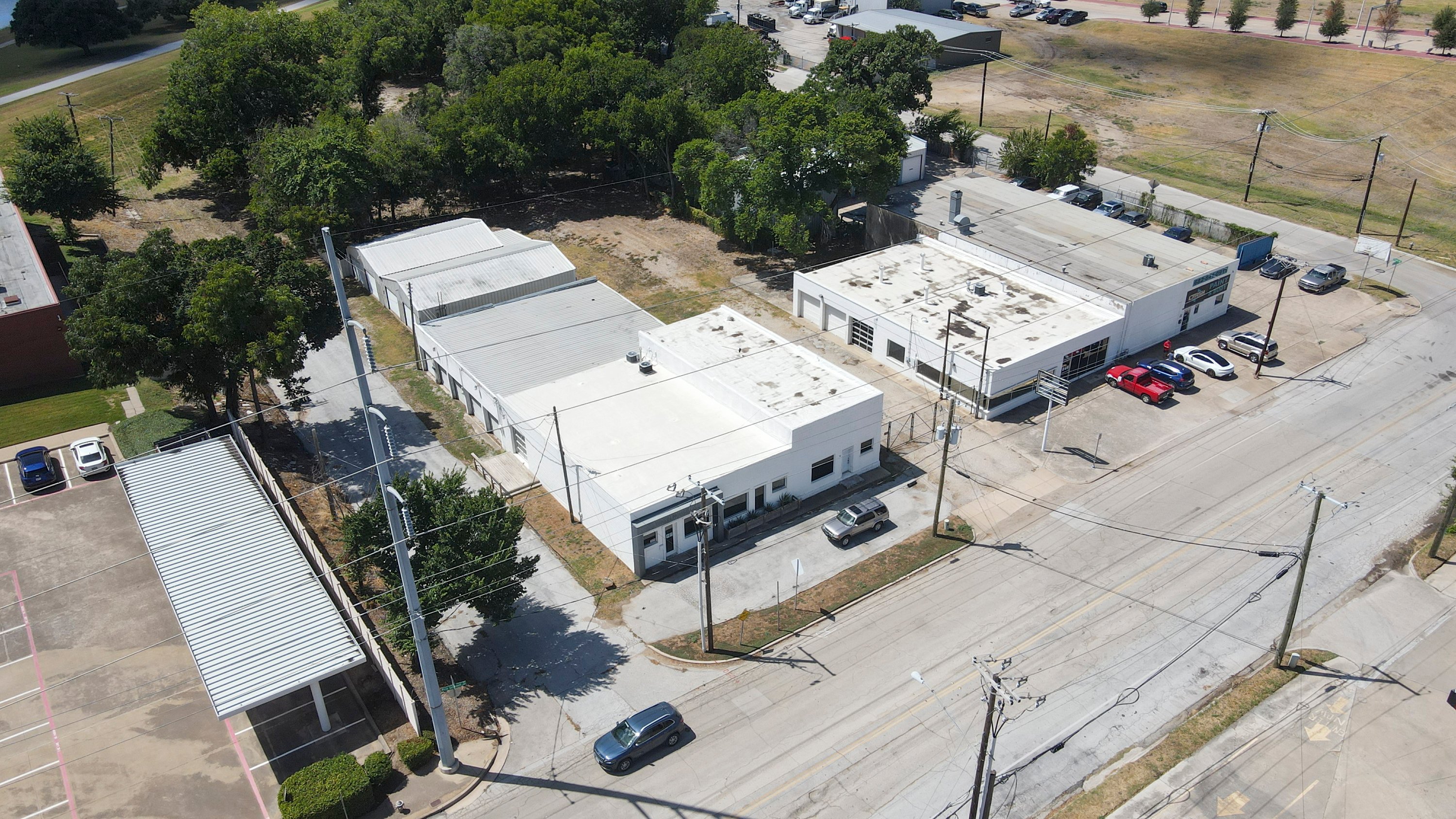 1701 White Settlement Rd, Fort Worth, TX 76107