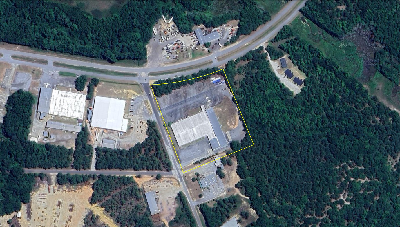 308 Glenwood Rd, Swainsboro, GA 30401
