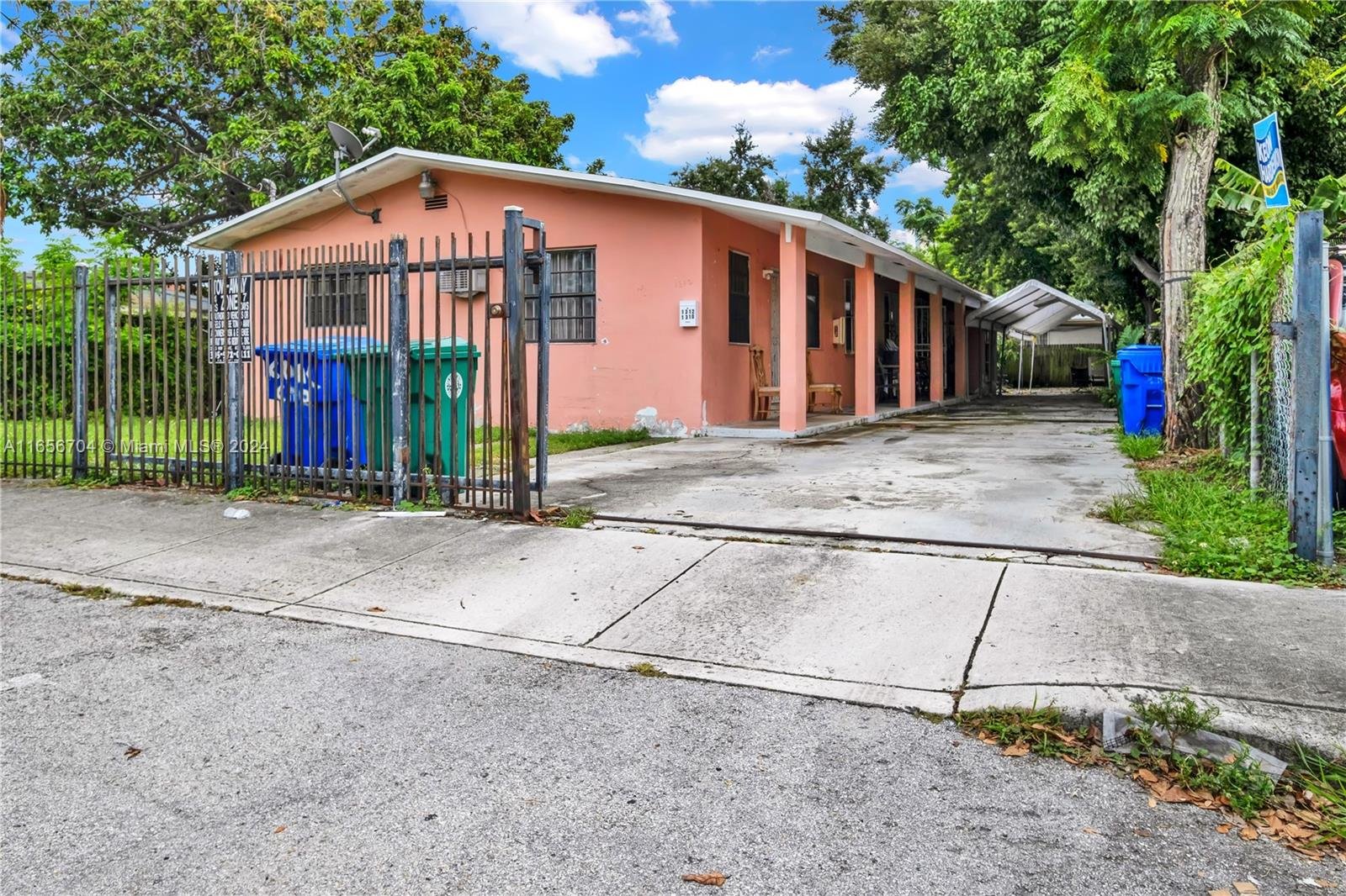 1310 NW 26Th St, Miami, FL 33142