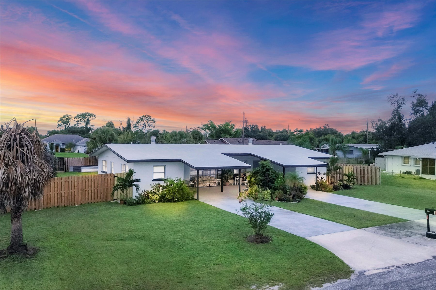 438 Granada Blvd, North Port, FL 34287