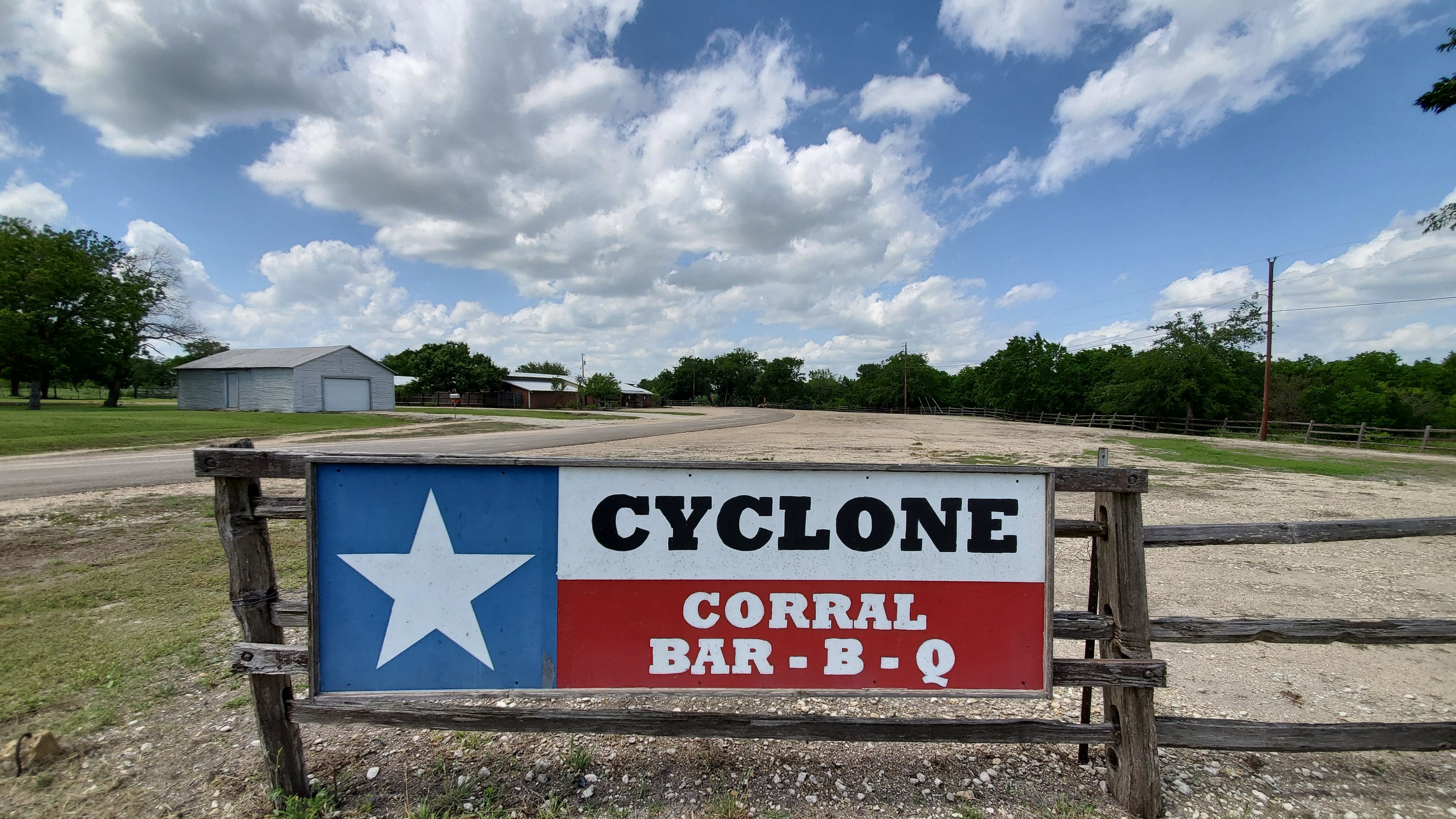 1616 Farmers Rd, Burlington, TX 76519