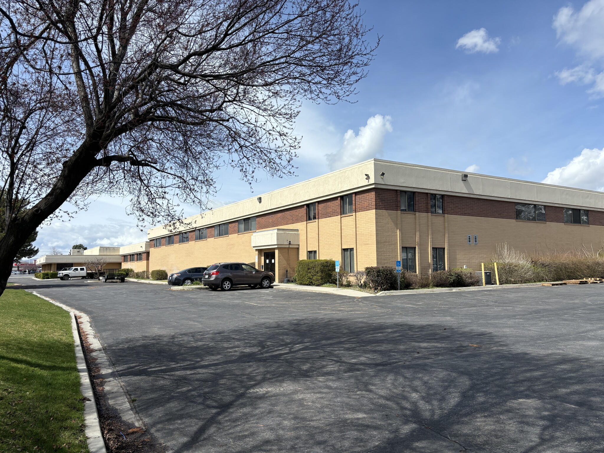 85 E Bay Blvd, Provo, UT 84606